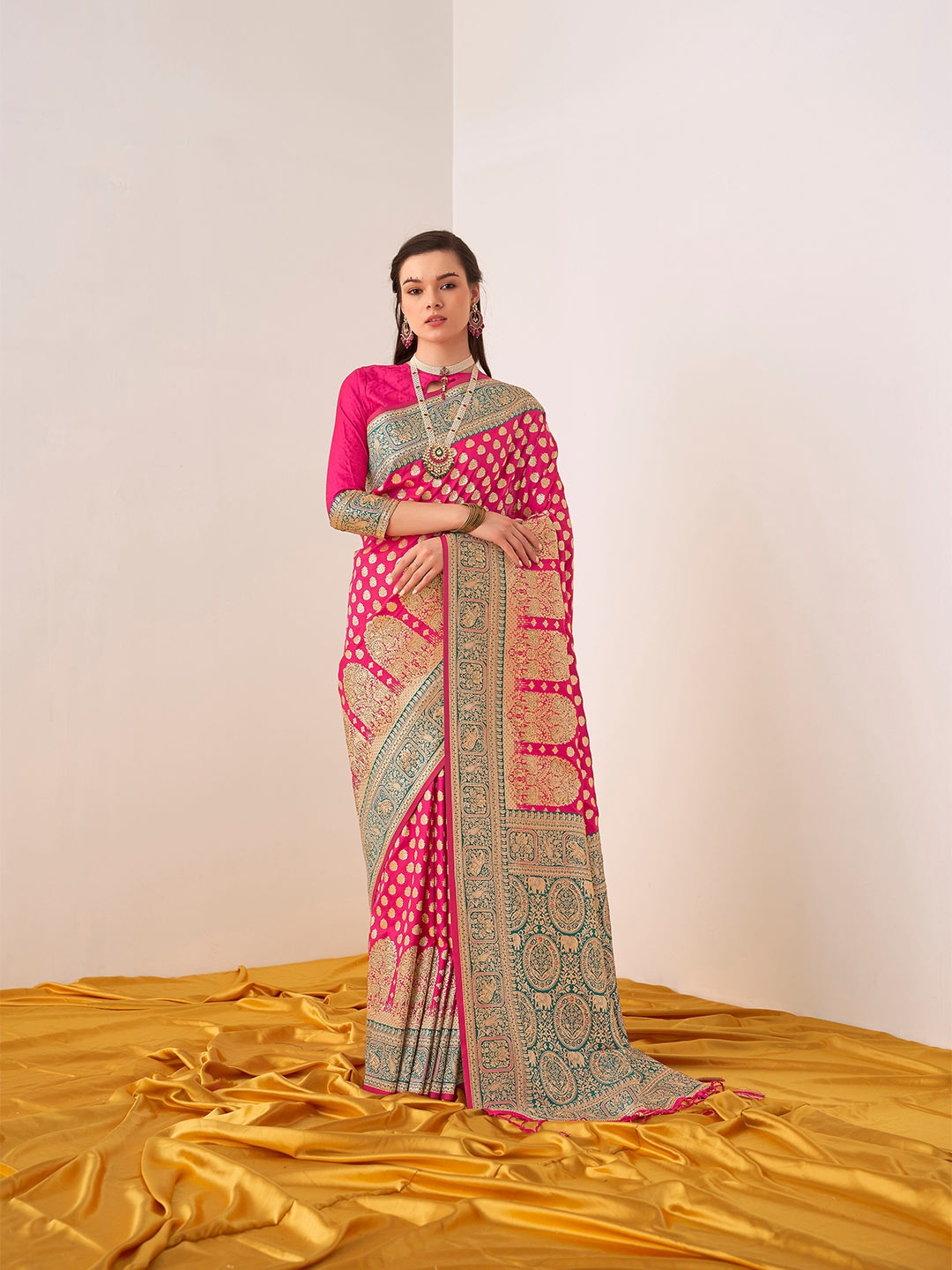 

Mitera Pink & Blue Ethnic Woven Design Zari Banarasi Saree