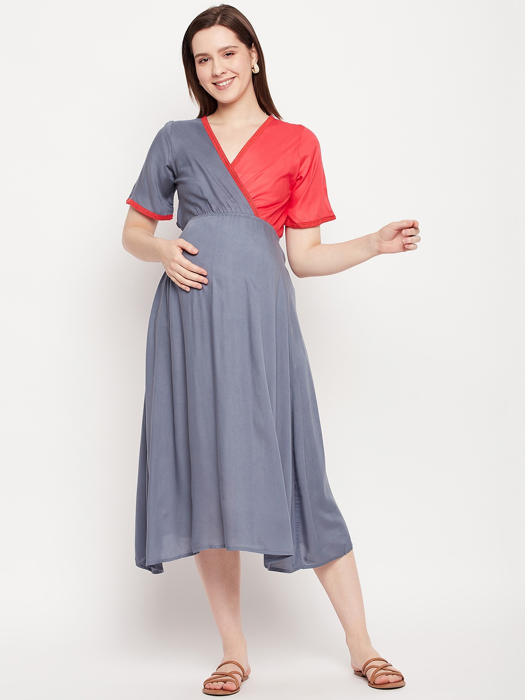 

NABIA Grey & Red Colourblocked V-neck Maternity Wrap Dress