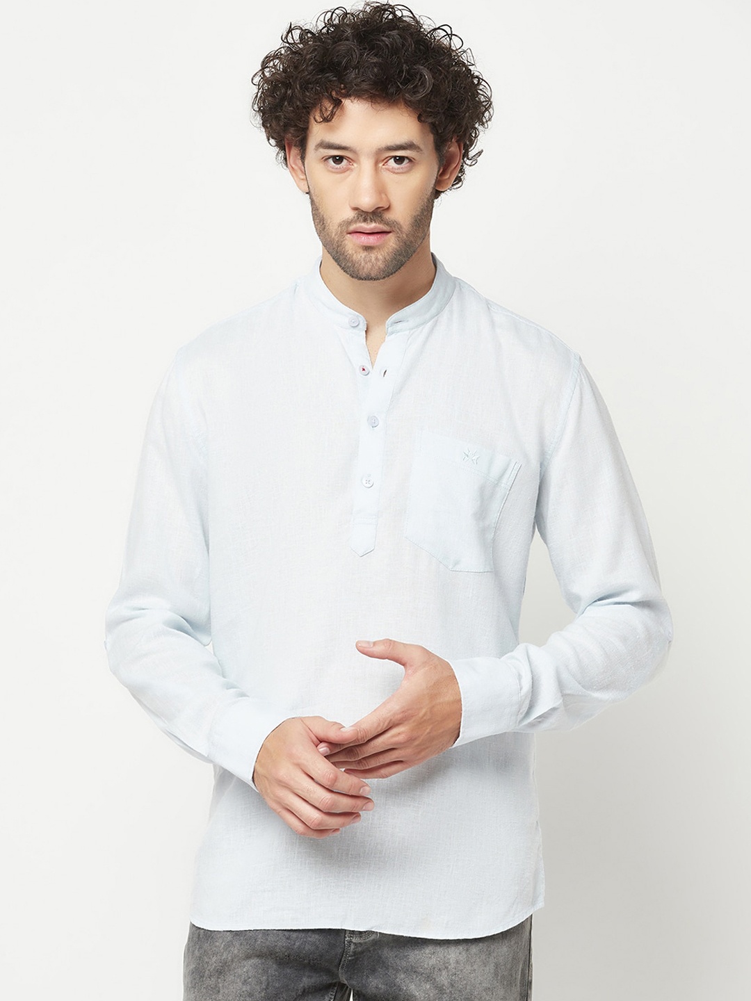 

Crimsoune Club Mandarin Collar Chikankari Kurta, Blue