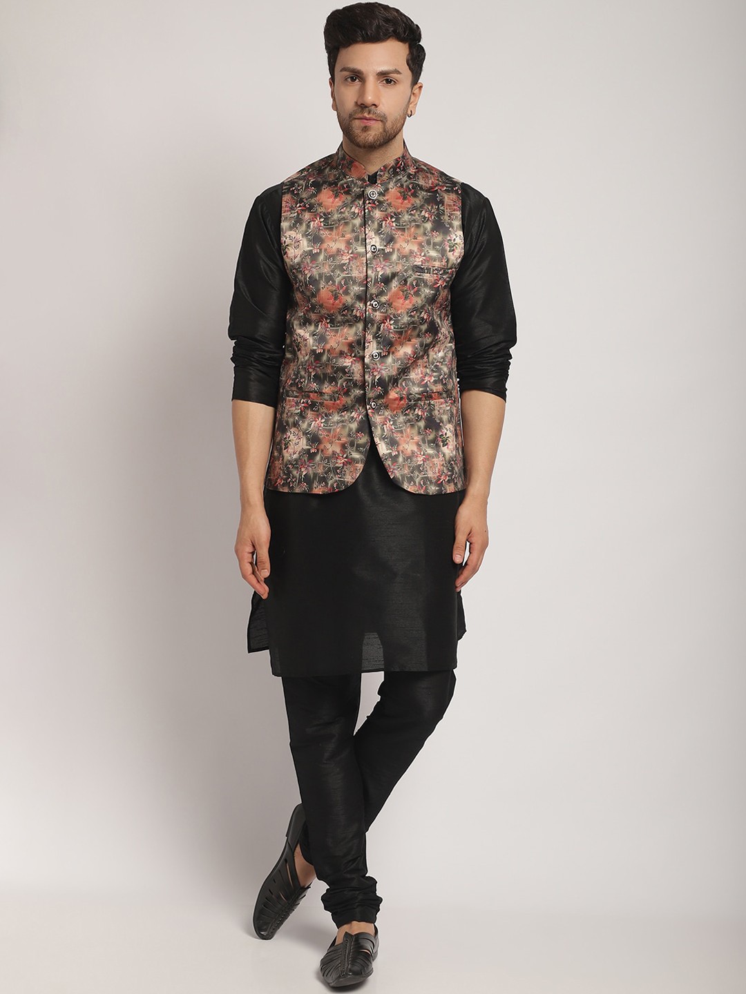

Kaifoo Straight Kurta With Churidar Floral Printed Nehru Jacket, Black