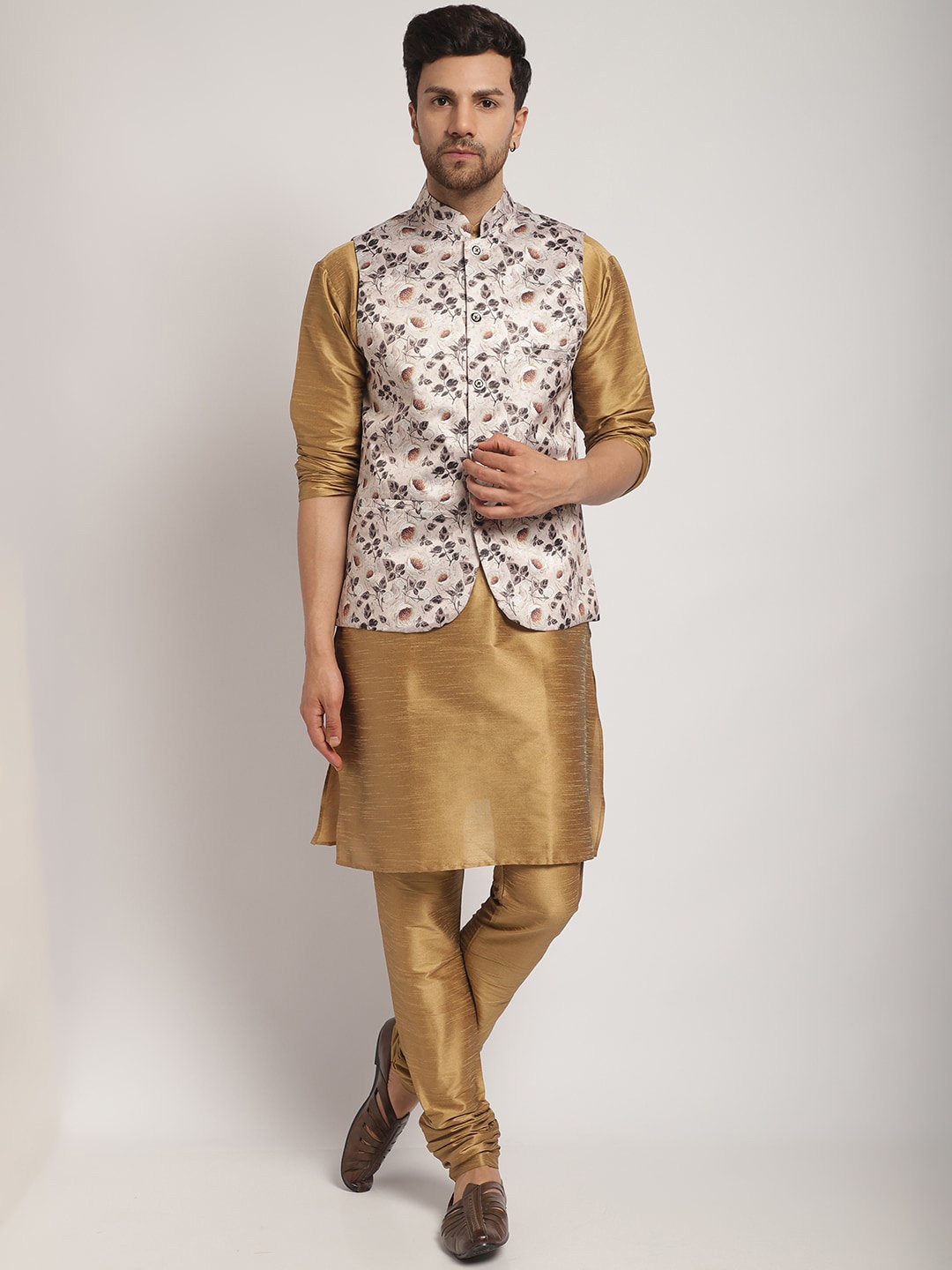 

Kaifoo Mandarin Collar Floral Printed Regular Kurta with Churidar & Jacket, Copper