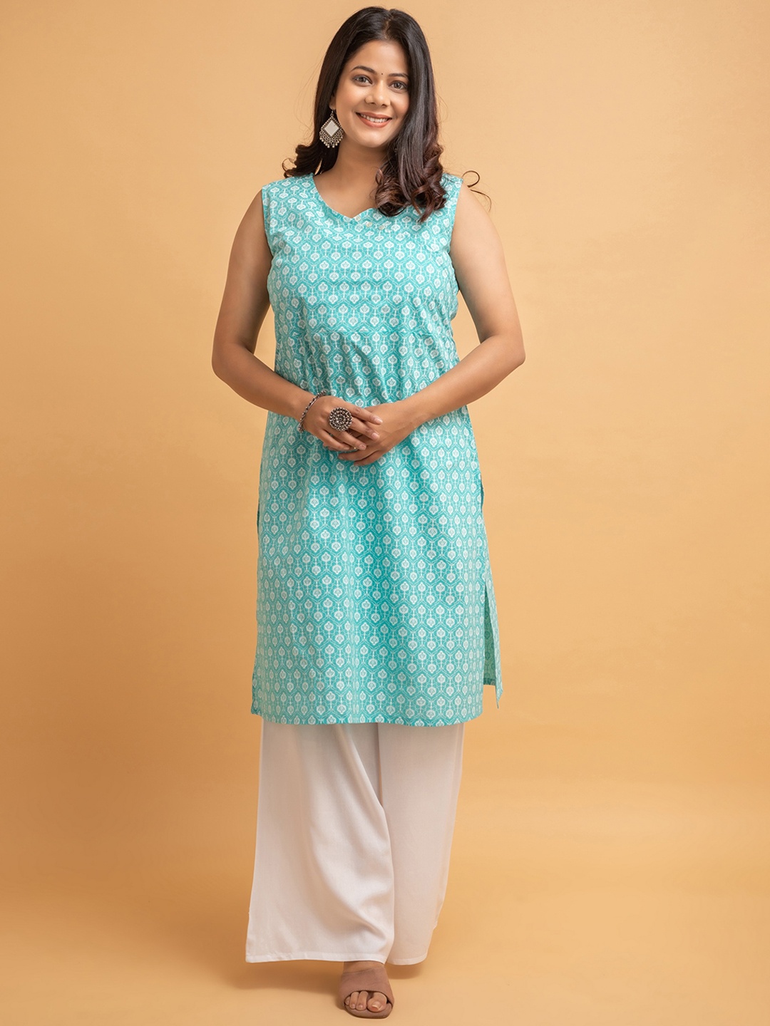 

SUTI Ethnic Motifs Printed V-Neck Cotton Kurta, Turquoise blue