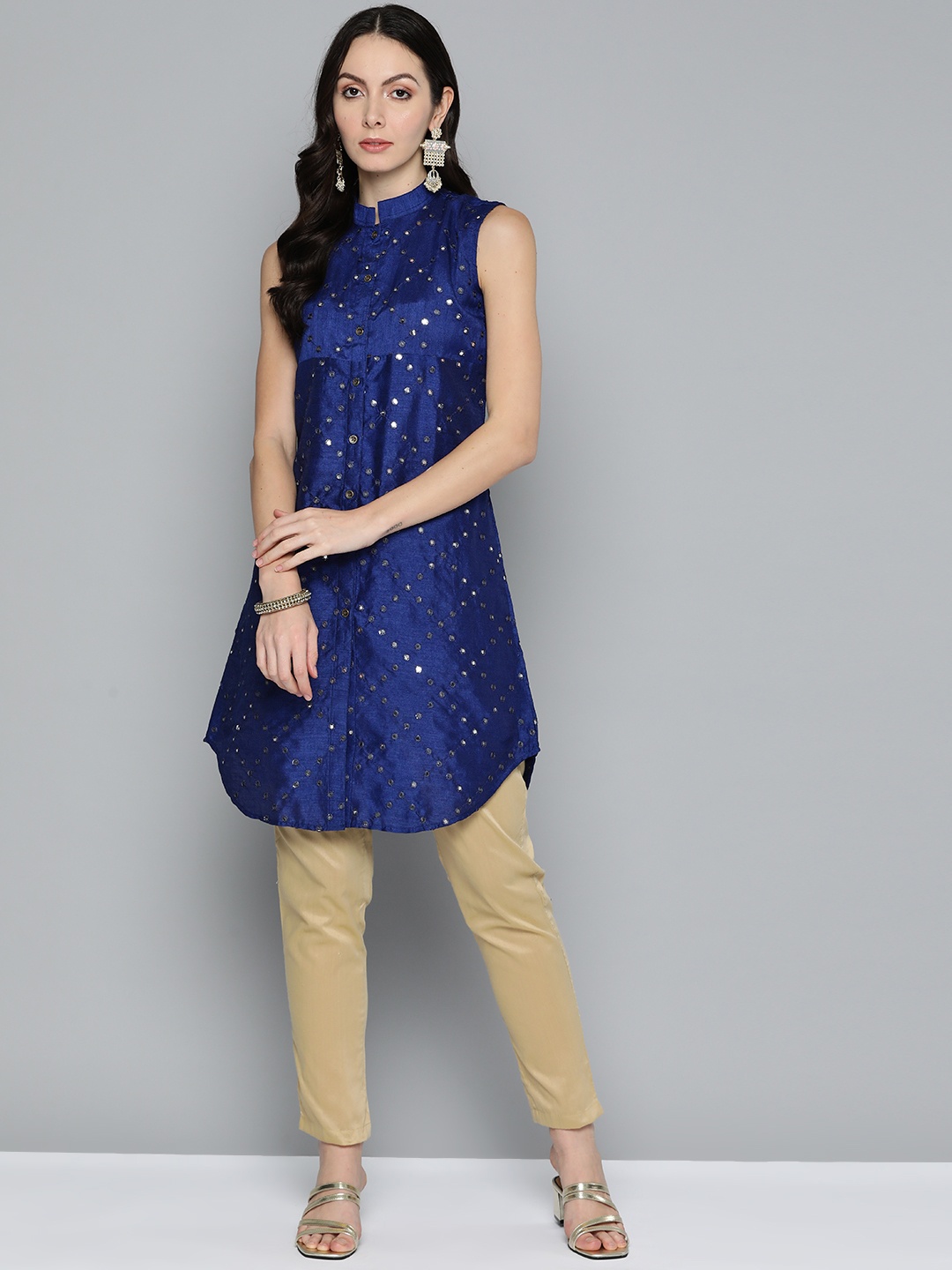 

Jompers Women Geometric Mirror Work Kurta, Navy blue
