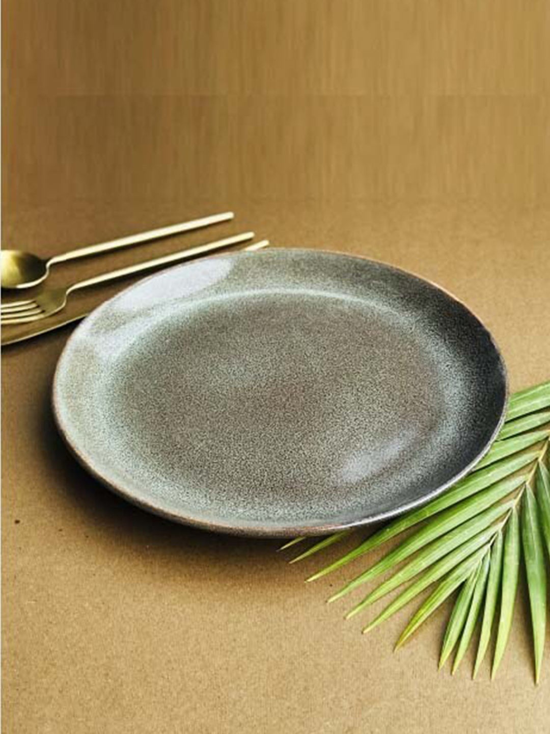 

Folkstorys Green & Grey 1 Piece Textured Ceramic Matte Plates