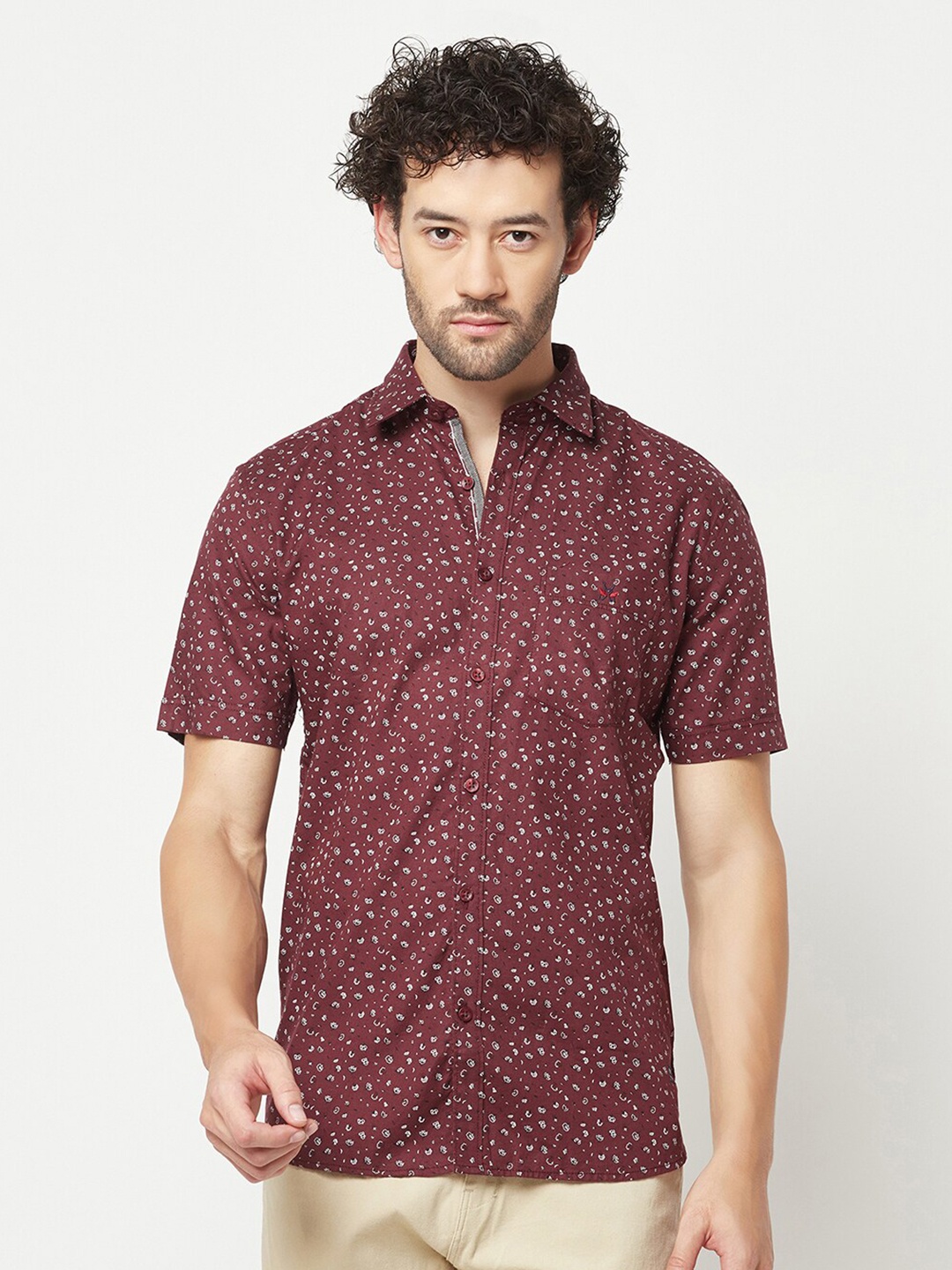 

Crimsoune Club Slim Fit Abstract Printed Pure Cotton Casual Shirt, Maroon