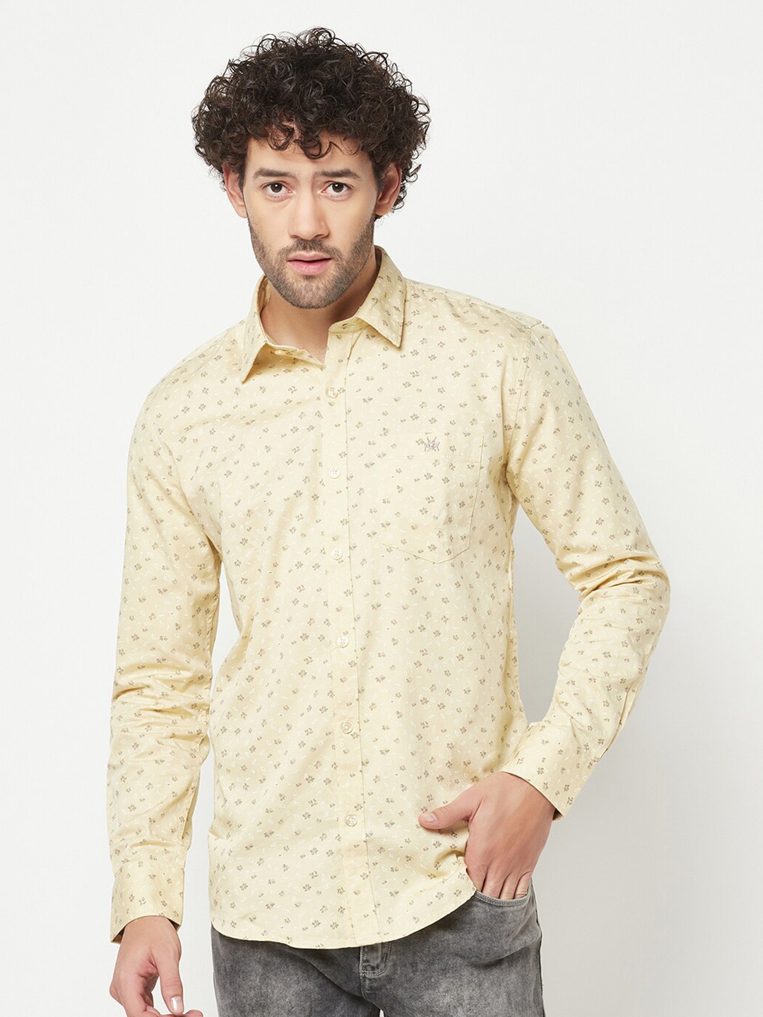 

Crimsoune Club Slim Fit Floral Printed Casual Shirt, Beige