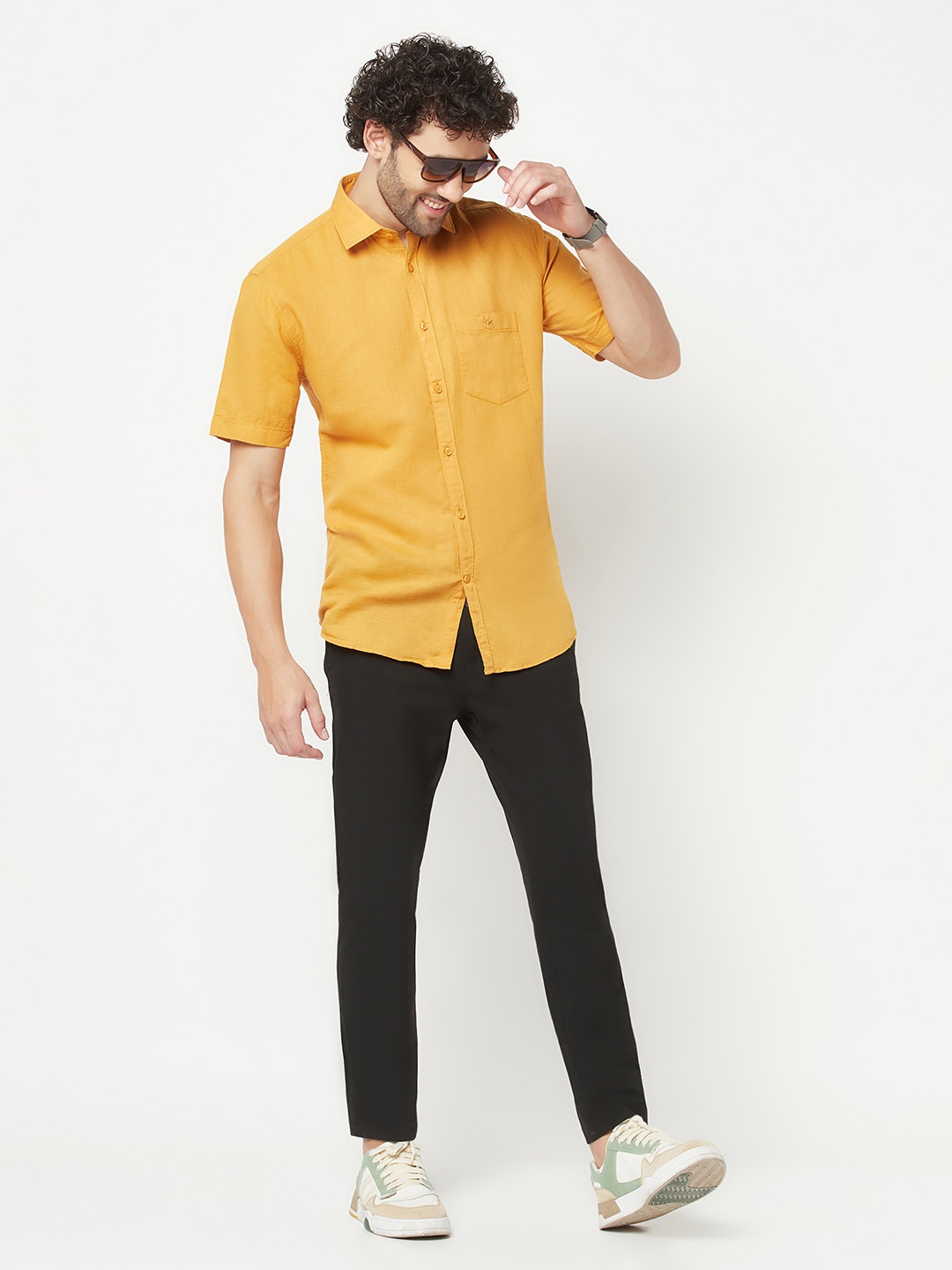 

Crimsoune Club Slim Fit Cotton Linen Casual Shirt, Mustard