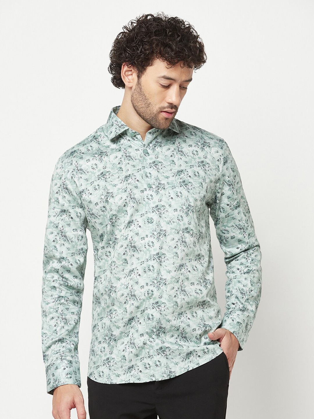 

Crimsoune Club Slim Fit Floral Printed Casual Shirt, Green