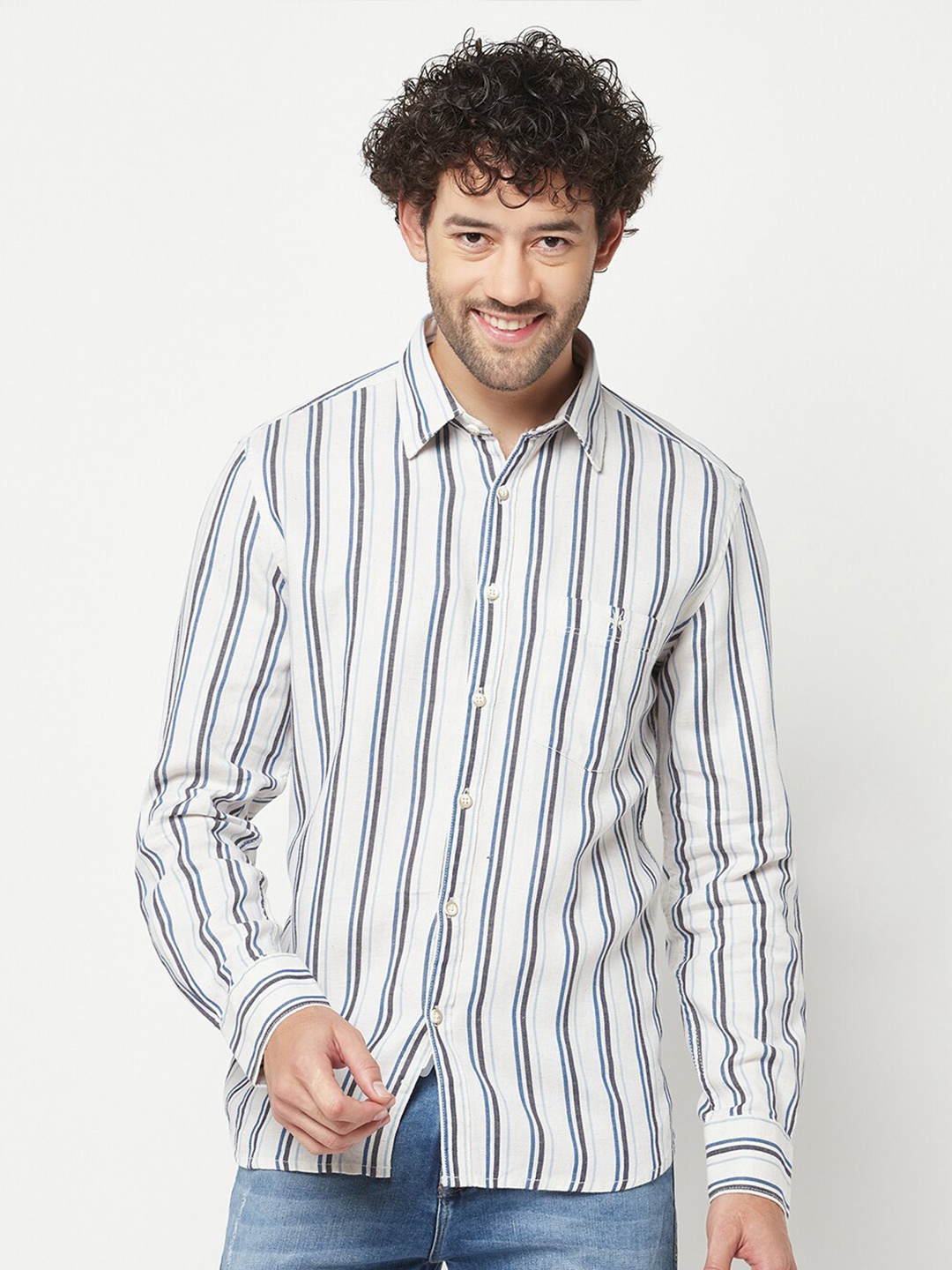 

Crimsoune Club Slim Fit Opaque Striped Casual Shirt, Blue