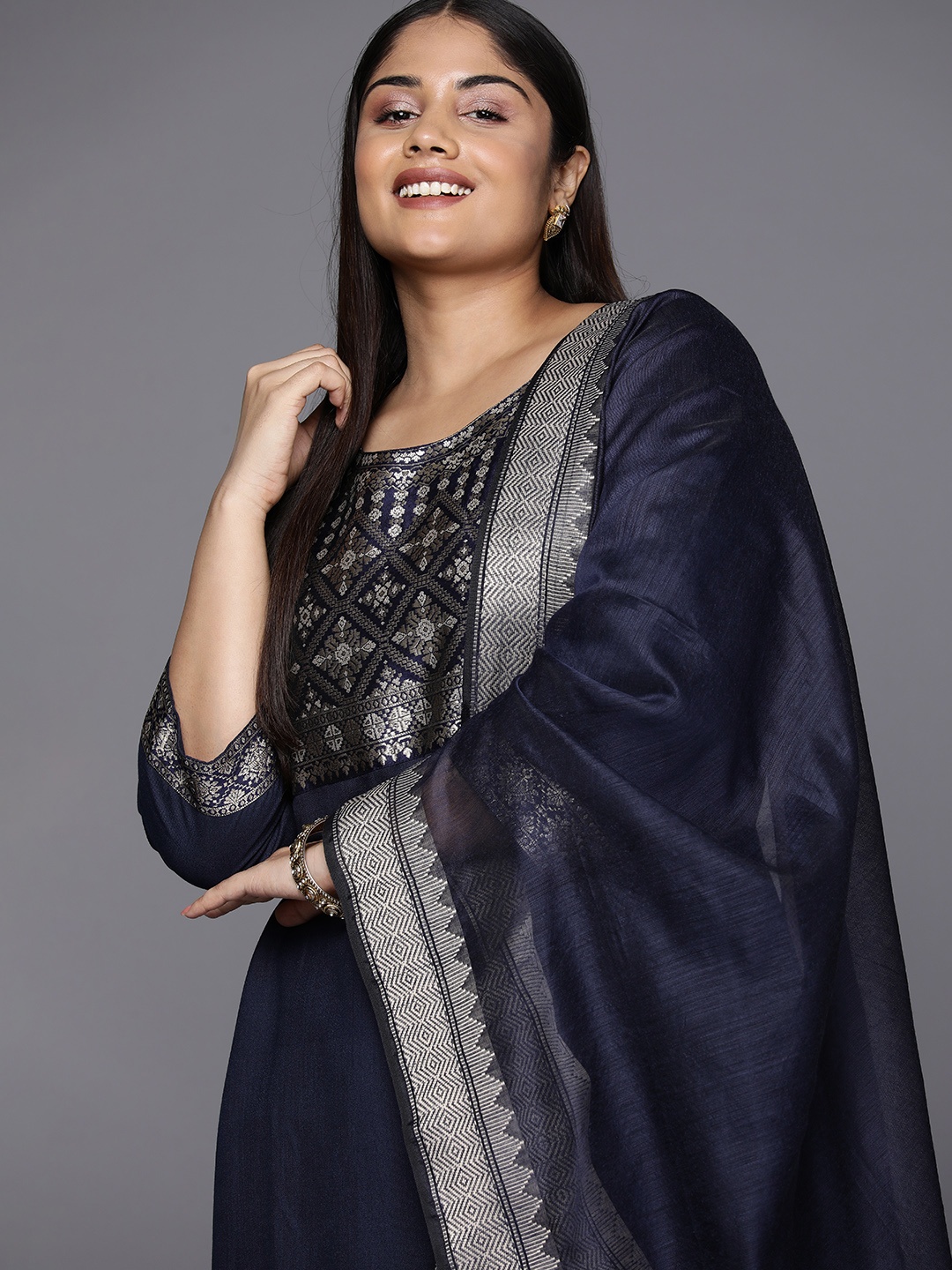 

Indo Era Plus Size Ethnic Motifs Yoke Design Regular Kurta with Palazzos & Dupatta, Navy blue