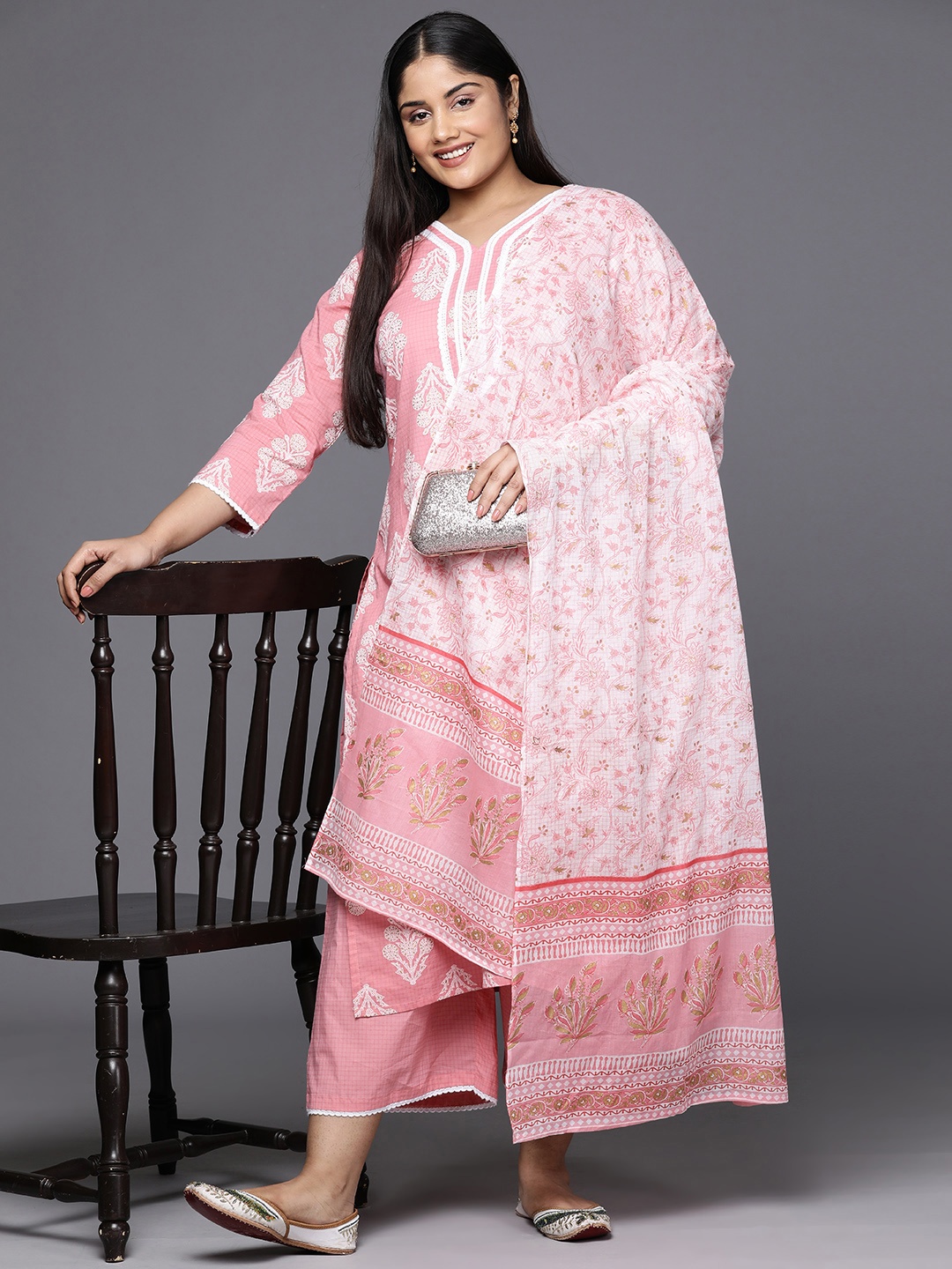 

Indo Era Plus Size Floral Regular Kurta with Palazzos & Dupatta, Pink
