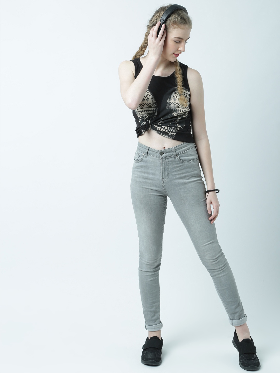 Huetrap Women Black Printed Tank Pure Cotton Top