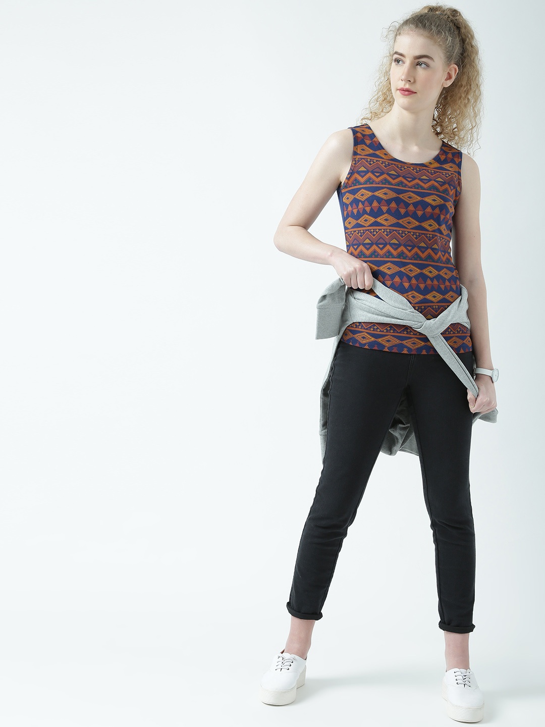 

Huetrap Women Navy Blue and Brown Printed Tank Pure Cotton Top