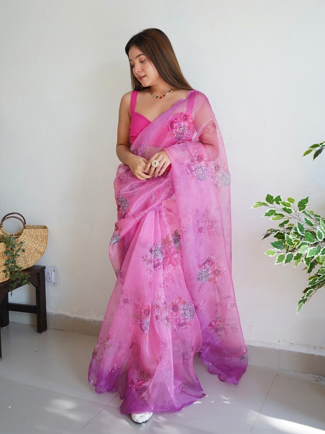 

Atulyam Tex World Floral Printed Beads And Stones Saree, Magenta