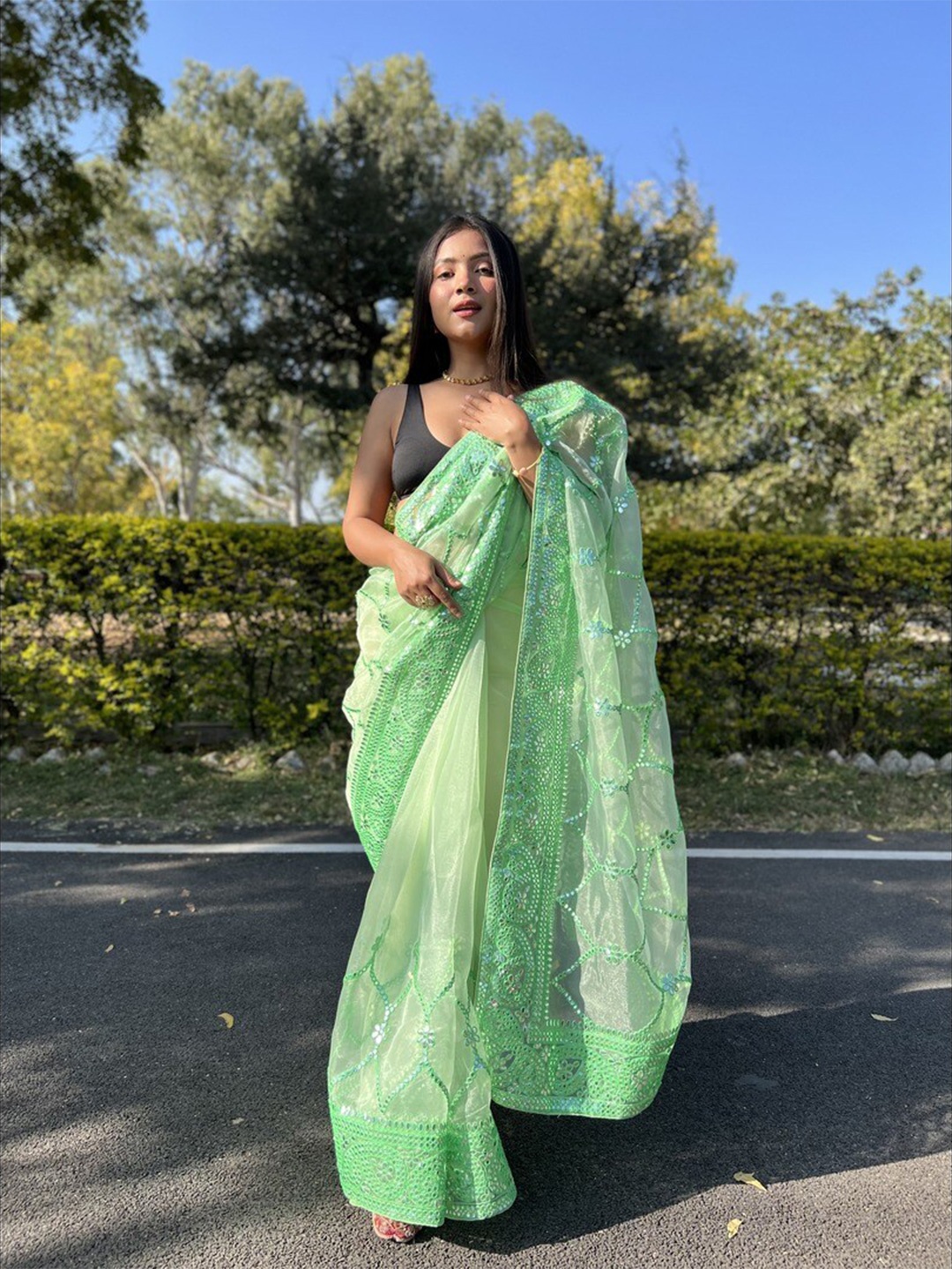 

Atulyam Tex World Sequin Embroidered Organza Saree, Green