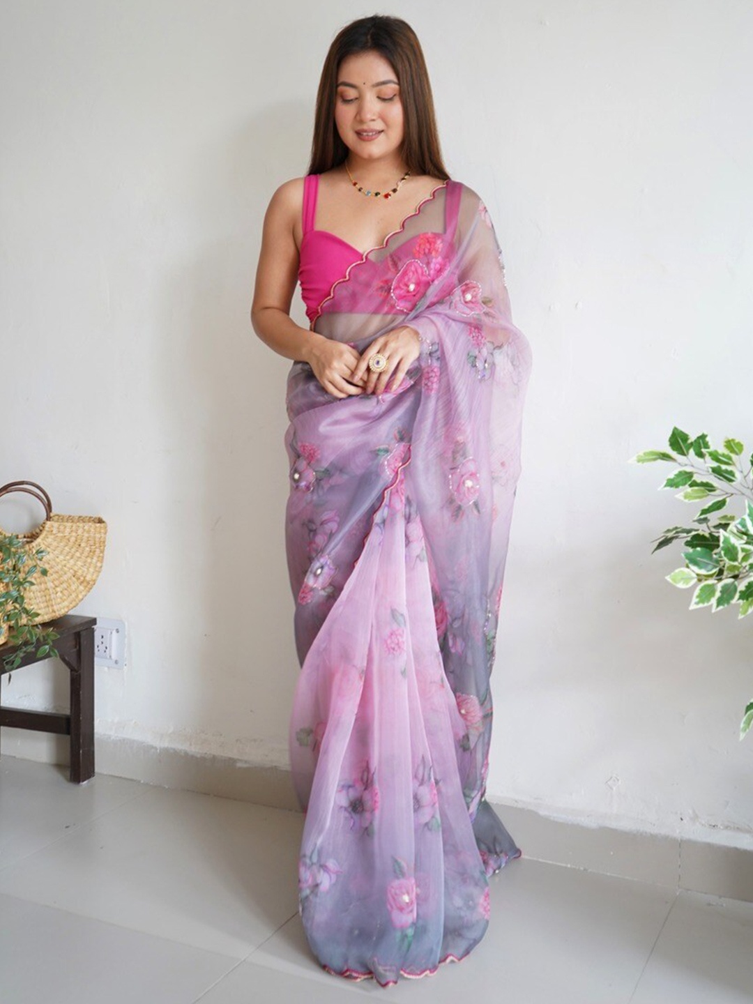 

Atulyam Tex World Floral Printed Beads And Stones Saree, Lavender