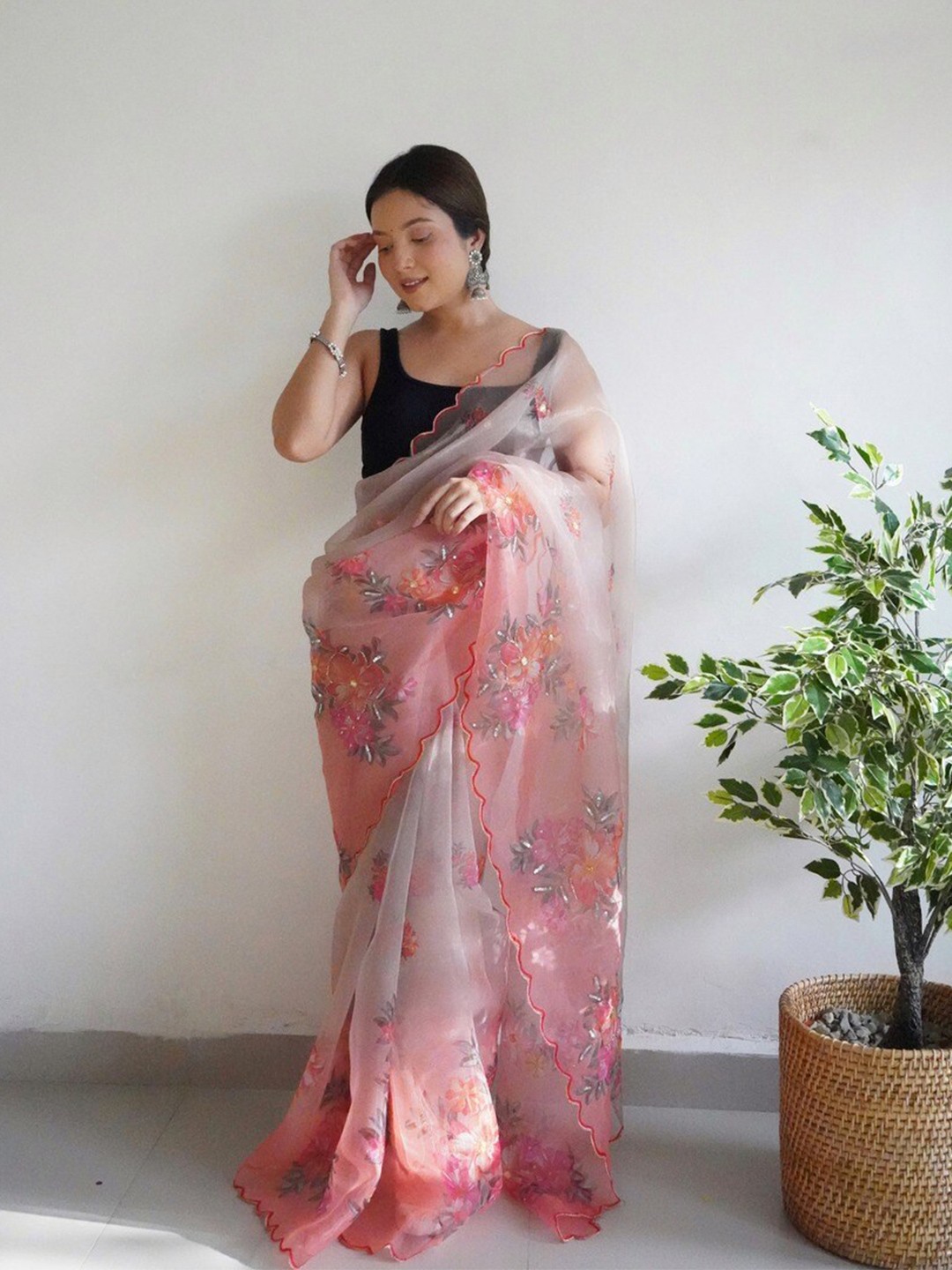 

Atulyam Tex World Floral Printed Beads and Stones Organza Saree, Coral