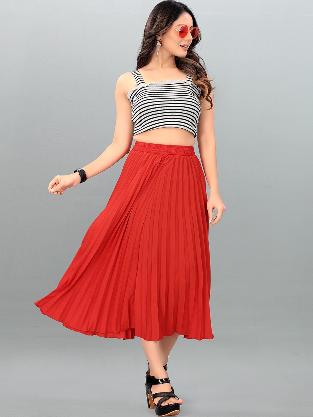 

DEKLOOK Midi Pleated Skirt, Red