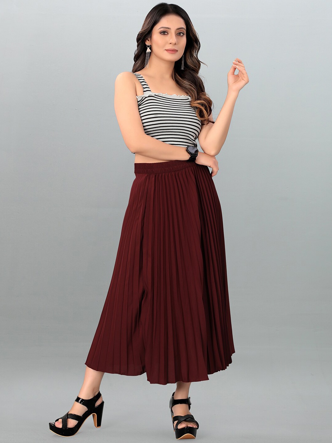 

DEKLOOK Pleated Midi Skirt, Maroon