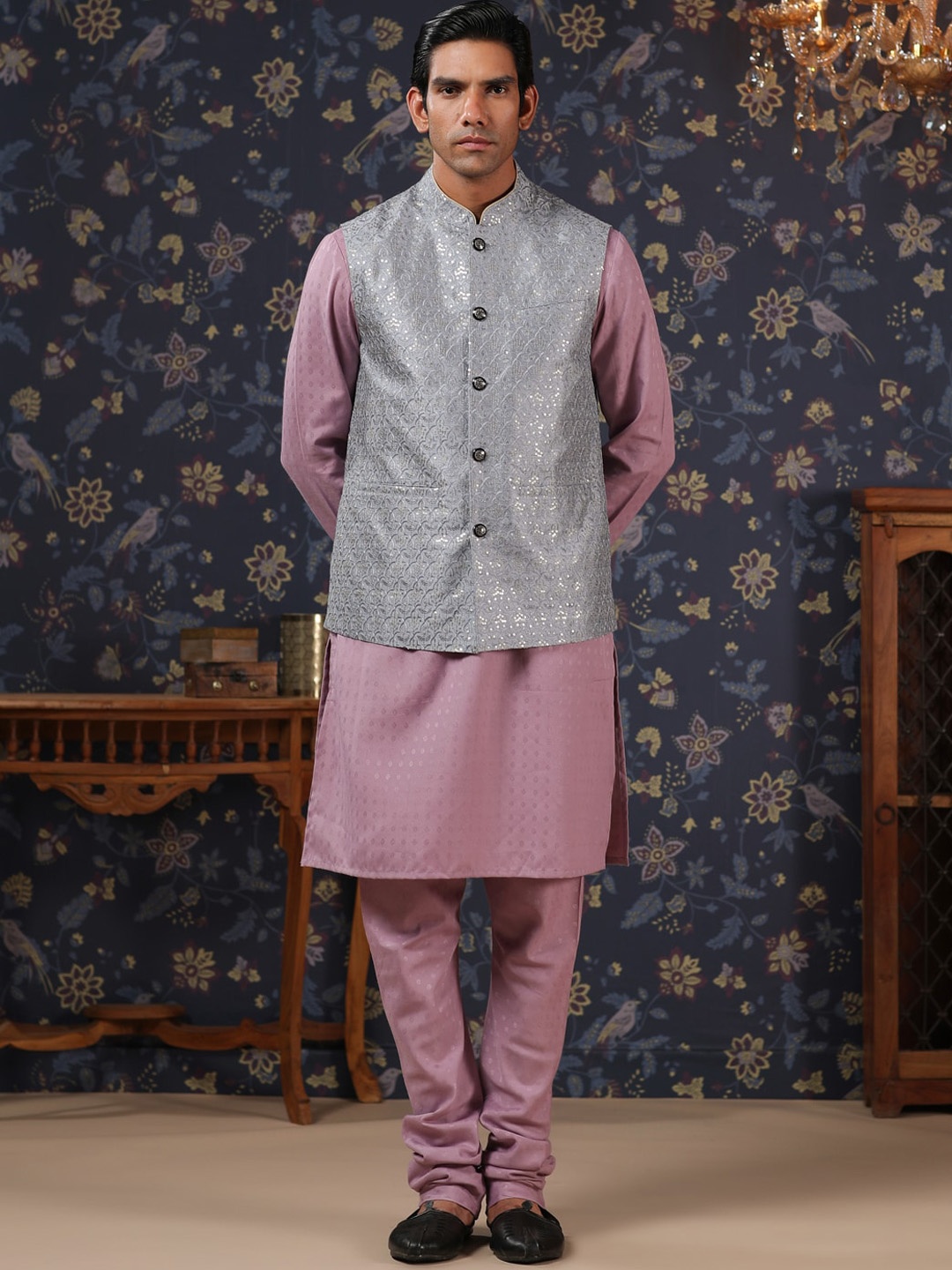 

House of Pataudi Ethnic Motifs Printed Kurta With Churidar & Nehru Jacket, Pink