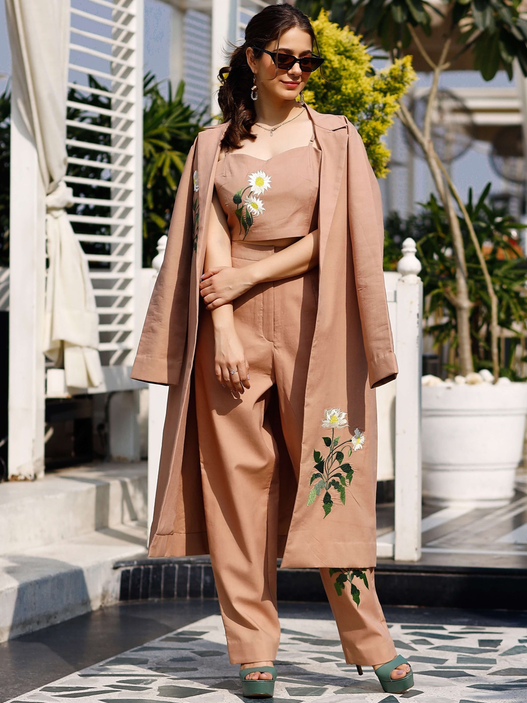

Lirose Floral Embroidered Crop Top & Trouser Co-Ords With Shrug, Beige