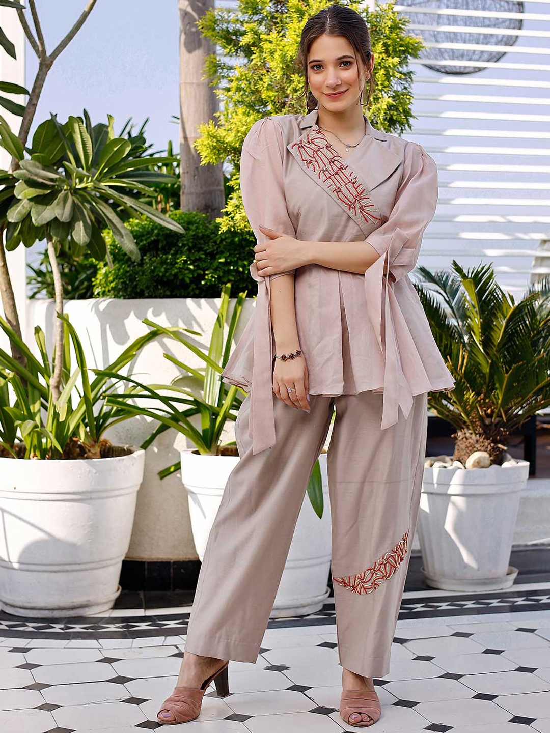 

Lirose Embroidered Top With Trousers, Beige