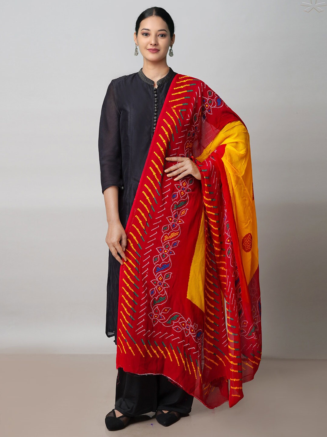 

Unnati Silks Bandhani Printed Dupatta, Red