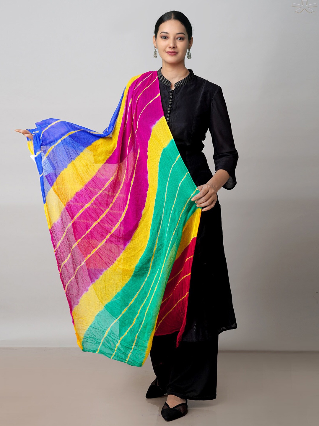 

Unnati Silks Leheriya Printed Dupatta, Pink