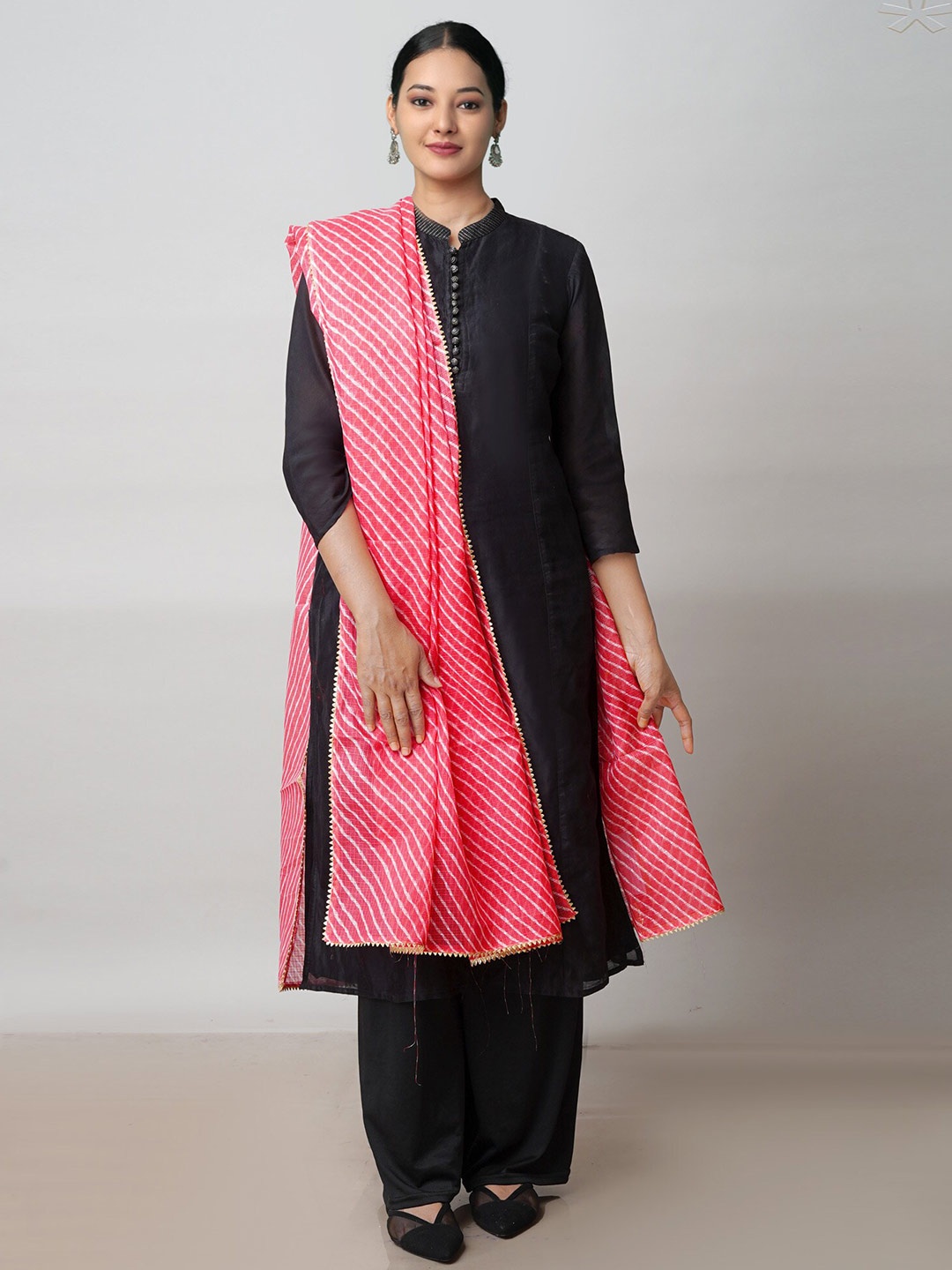 

Unnati Silks Leheriya Printed Dupatta, Pink