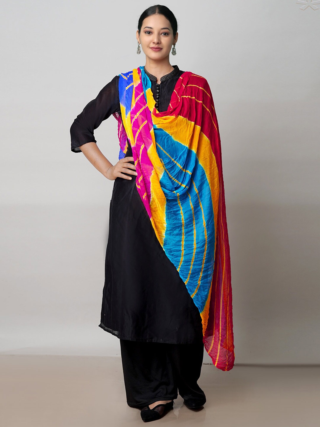 

Unnati Silks Printed Bandhani Dupatta, Red