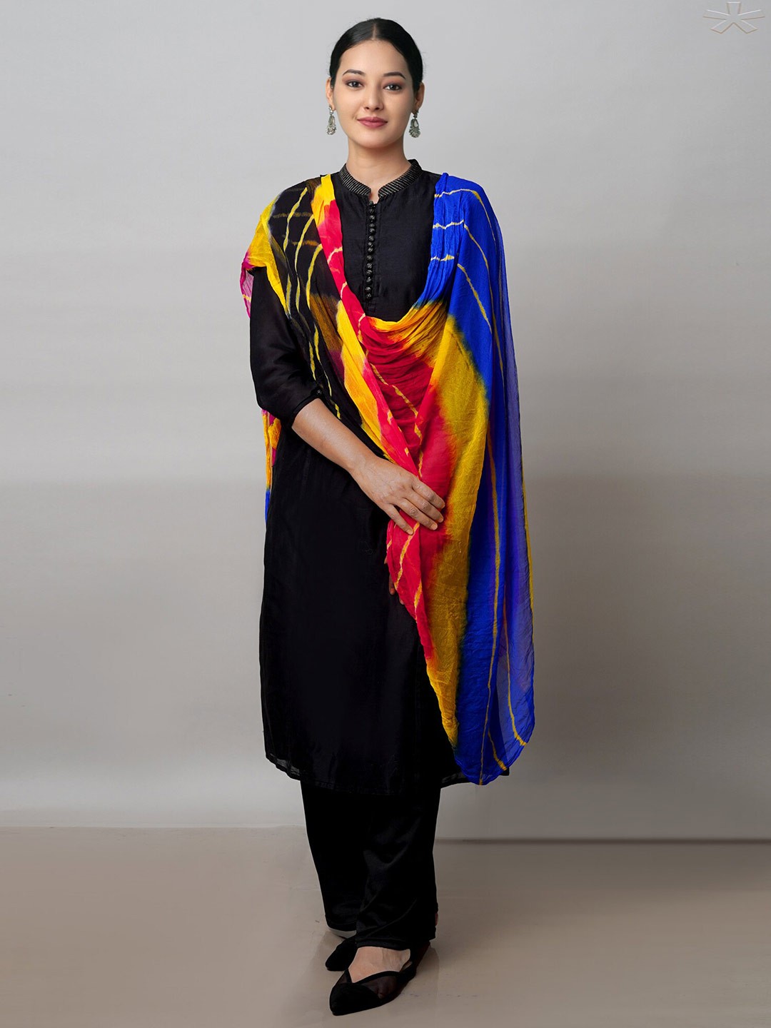 

Unnati Silks Leheriya Tie & Dyed Silk Dupatta, Red