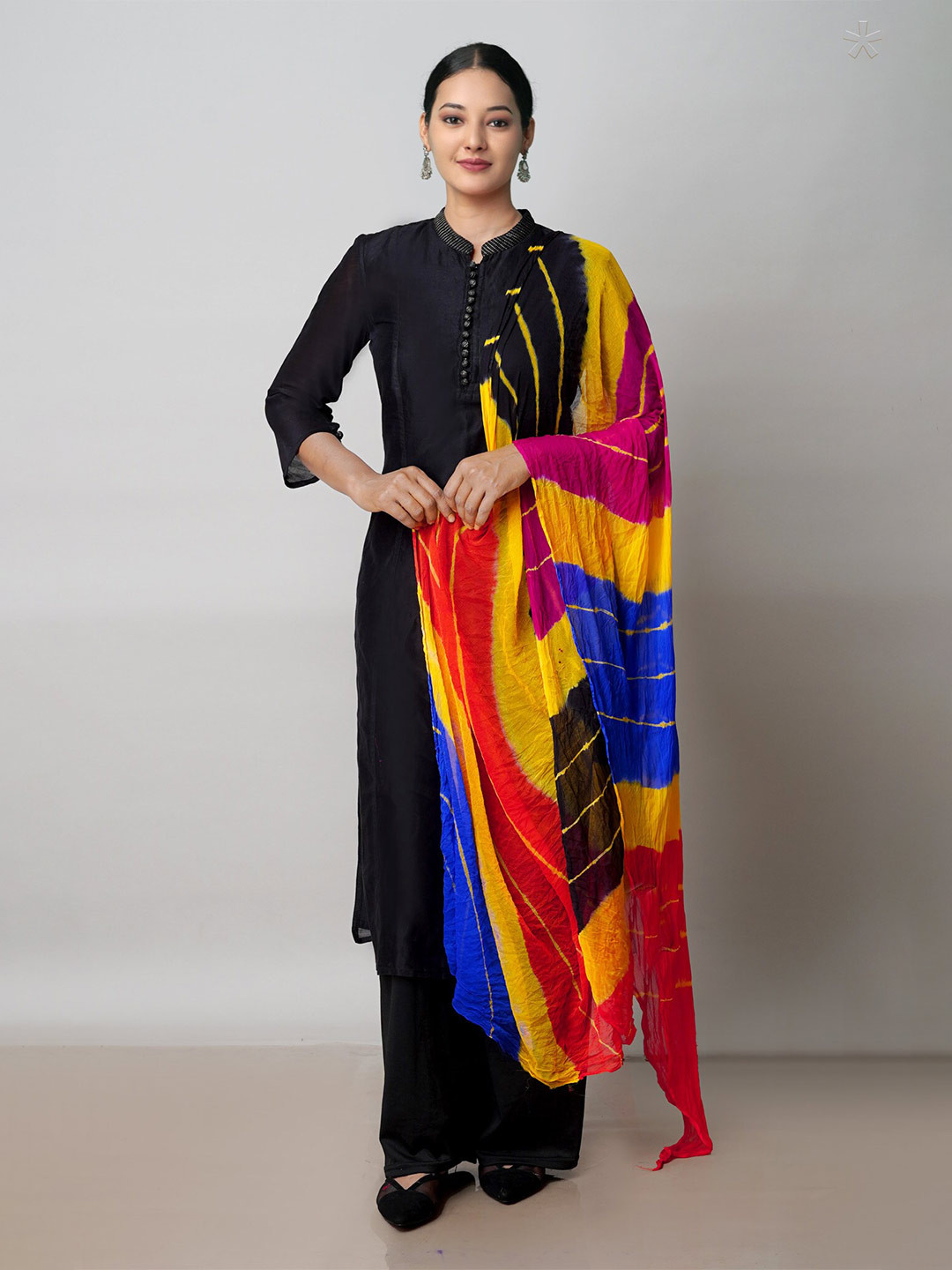 

Unnati Silks Leheriya Tie & Dyed Silk Dupatta, Red