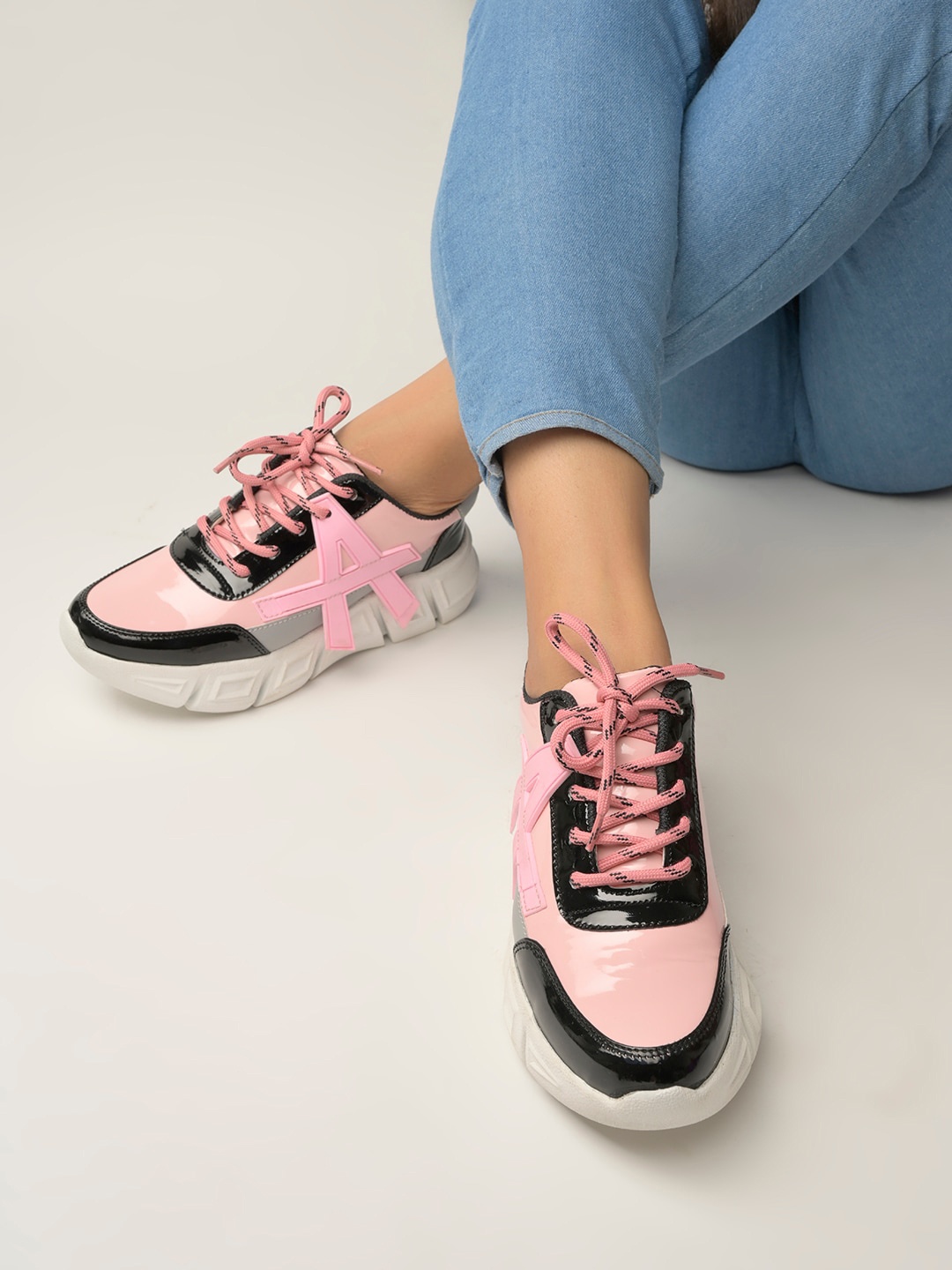 

Shoetopia Girls Lace-Up Colourblocked Sneakers, Pink