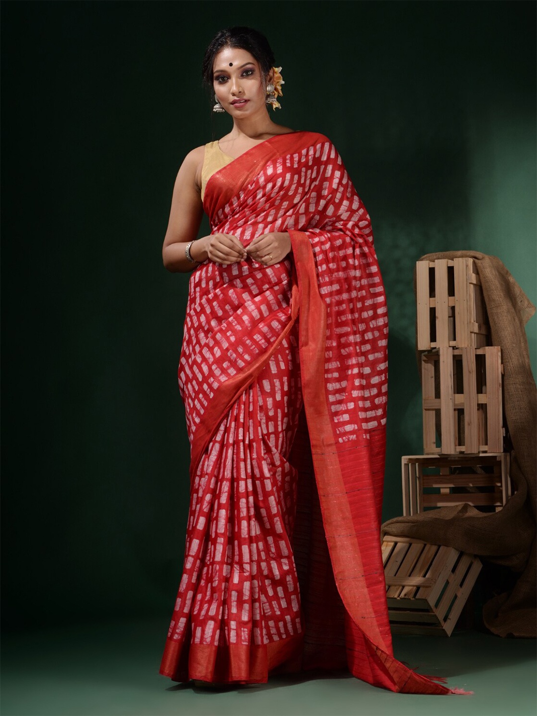 

Charukriti Batik Block Printed Zari Saree, Red