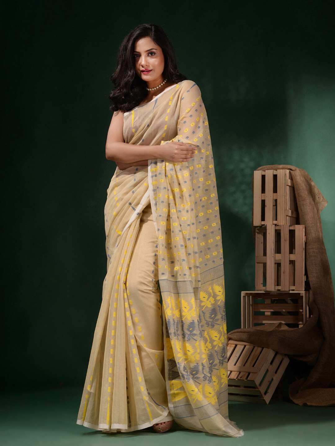 

Charukriti Ethnic Woven Design Pure Cotton Jamdani Saree, Cream