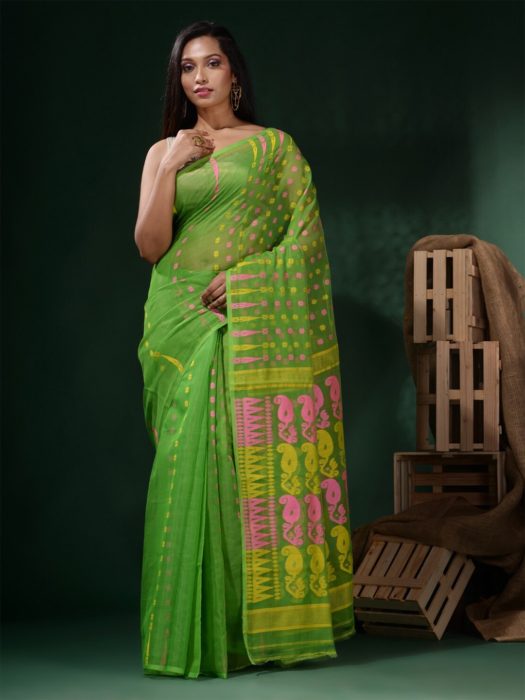 

Charukriti Paisley Printed Pure Cotton Saree, Green