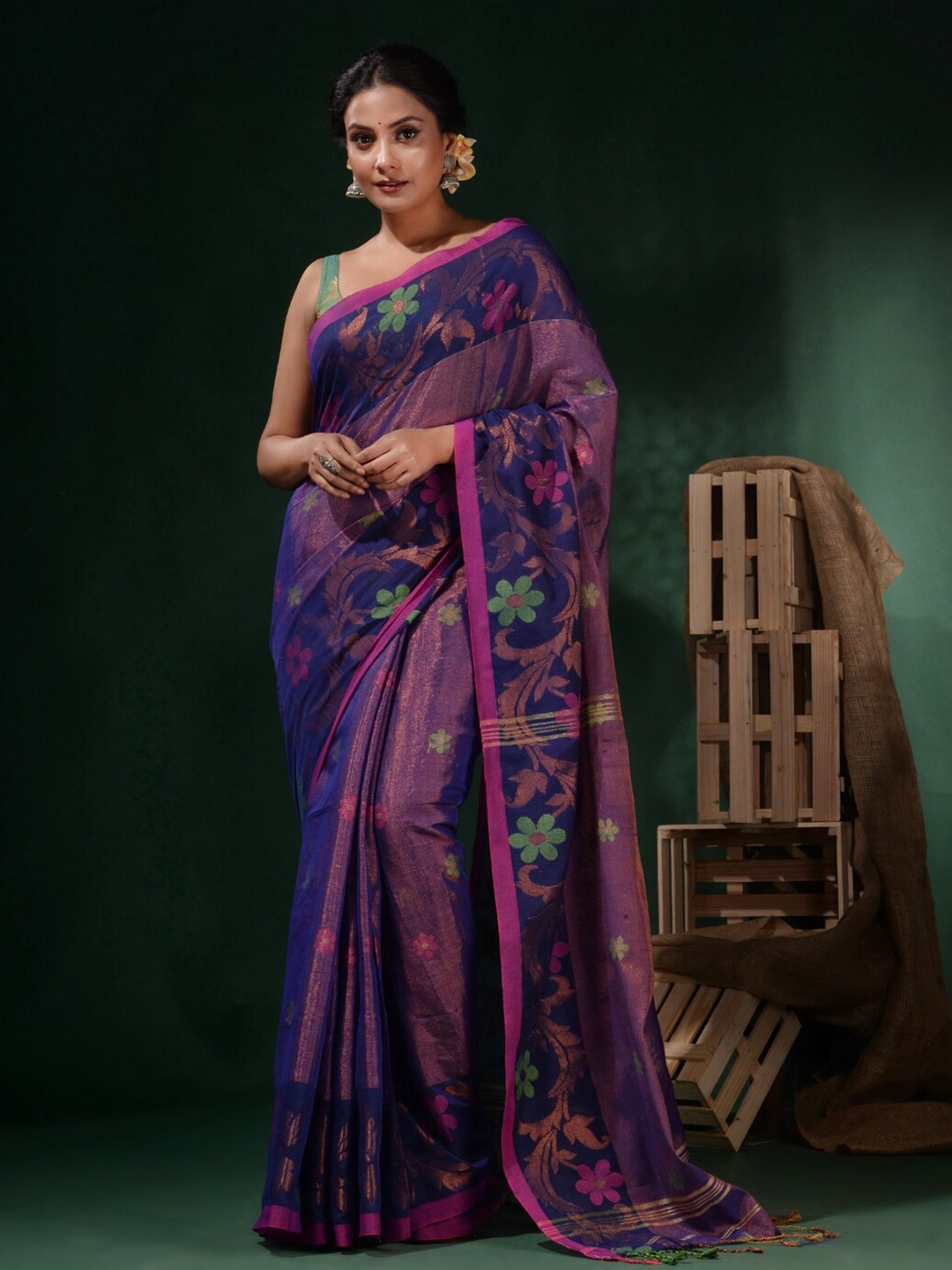 

Charukriti Woven Design Zari Tissue Saree, Navy blue