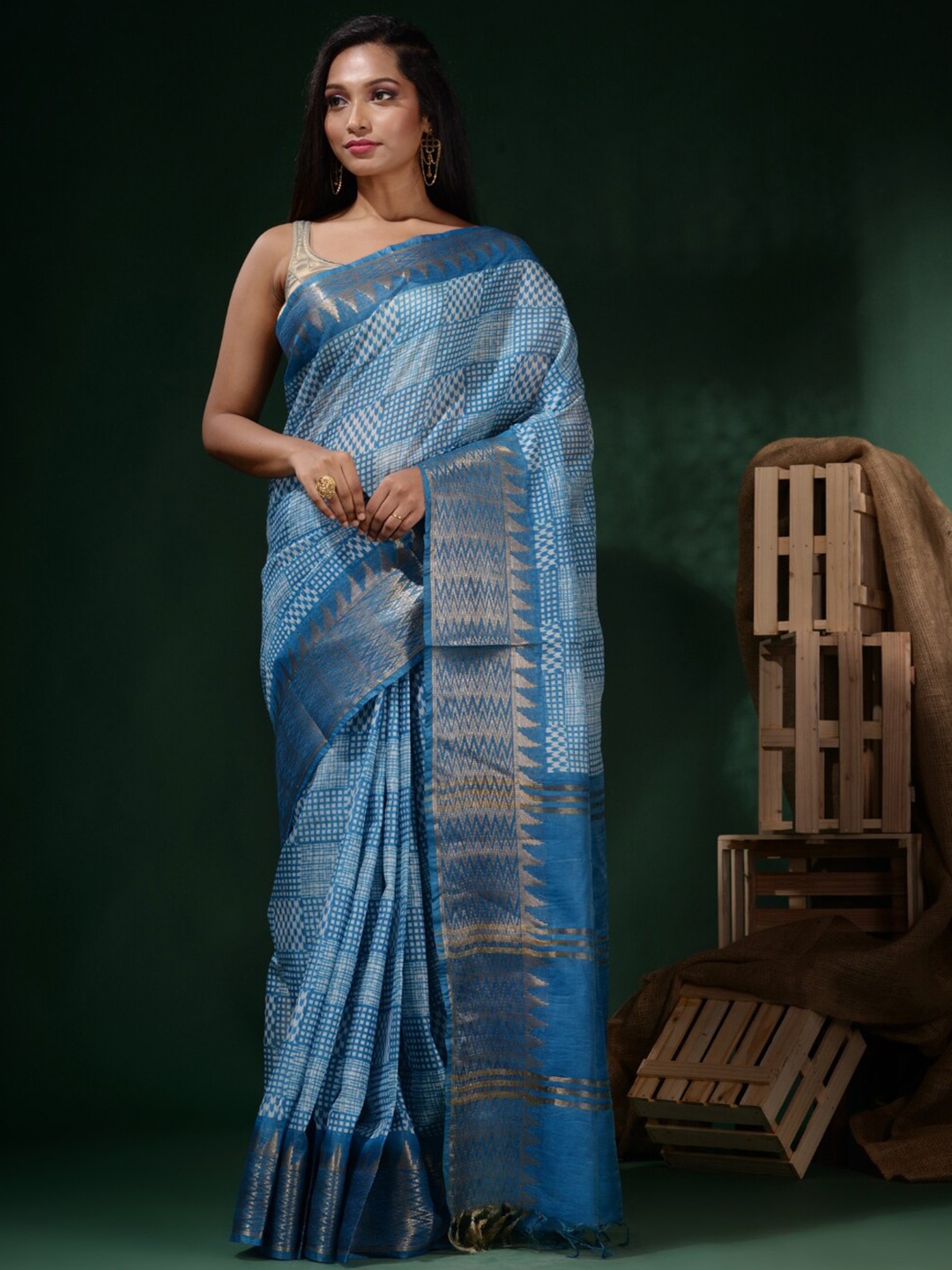 

Charukriti Geometric Zari Block Print Saree, Blue