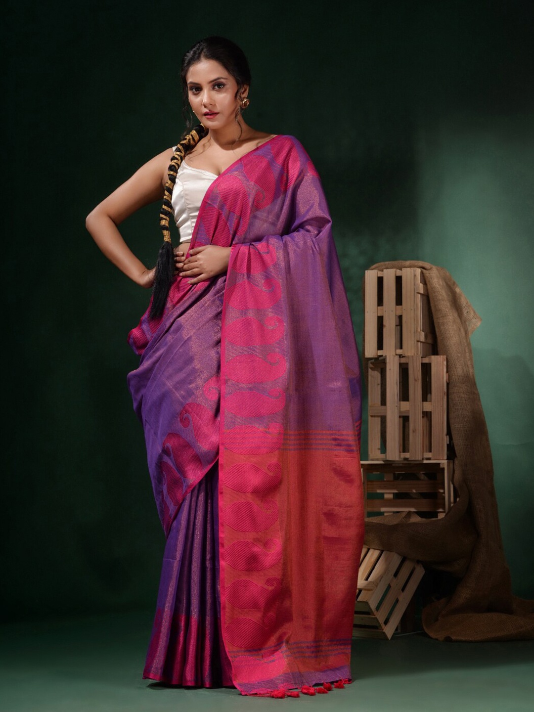 

Charukriti Paisley Woven Design Zari Saree, Violet