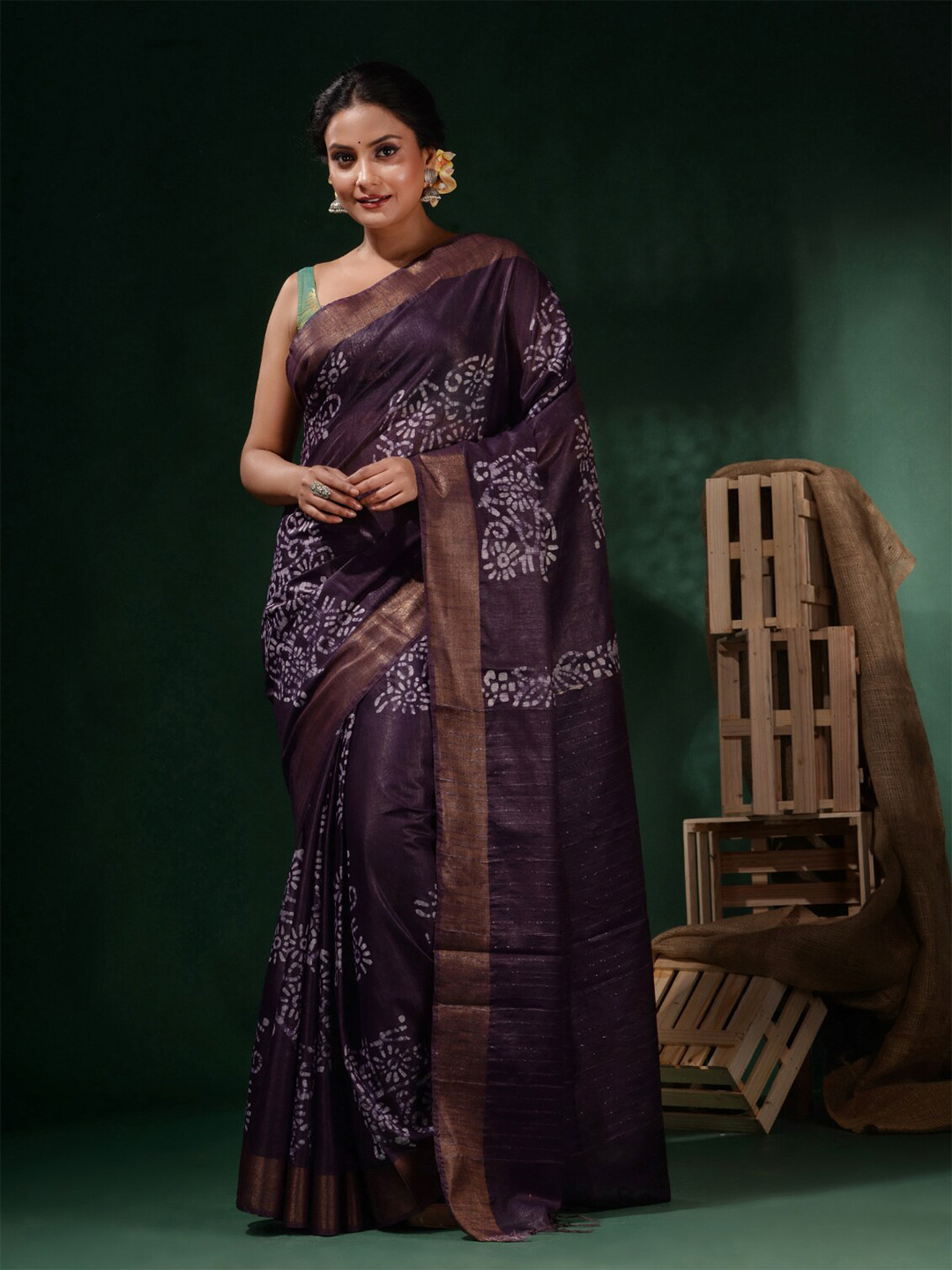 

Charukriti Batik Zari Silk Blend Saree, Purple