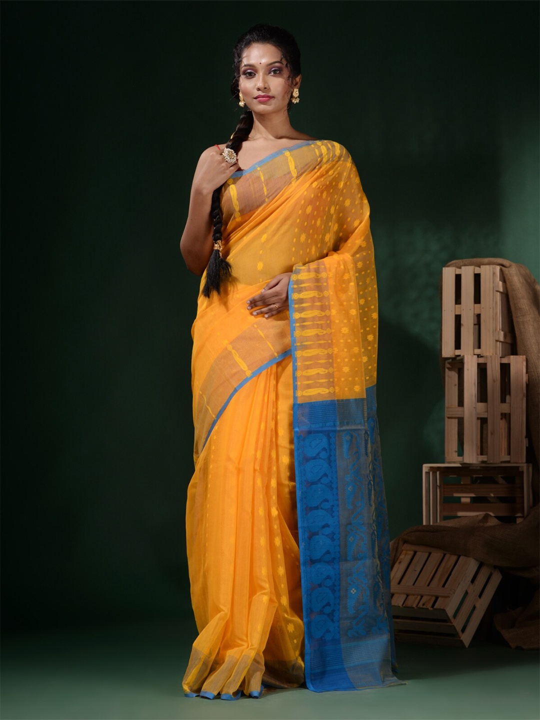 

Charukriti Ethnic Motifs Woven Design Zari Jamdani Pure Cotton Saree, Yellow