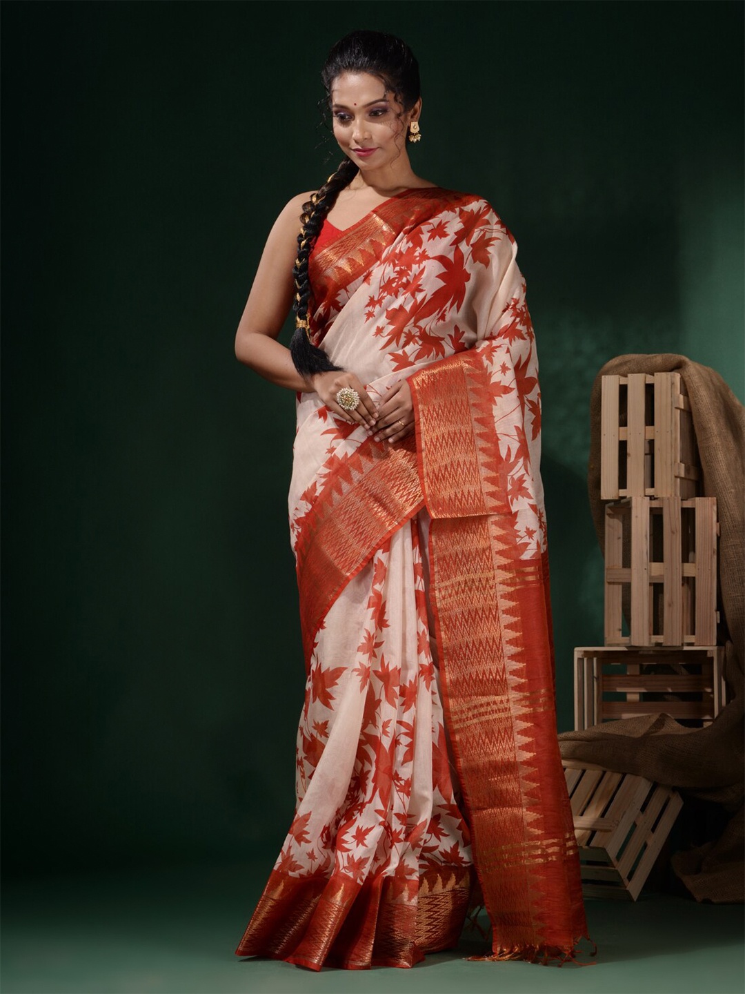 

Charukriti Floral Printed Zari Silk Blend Saree, Cream