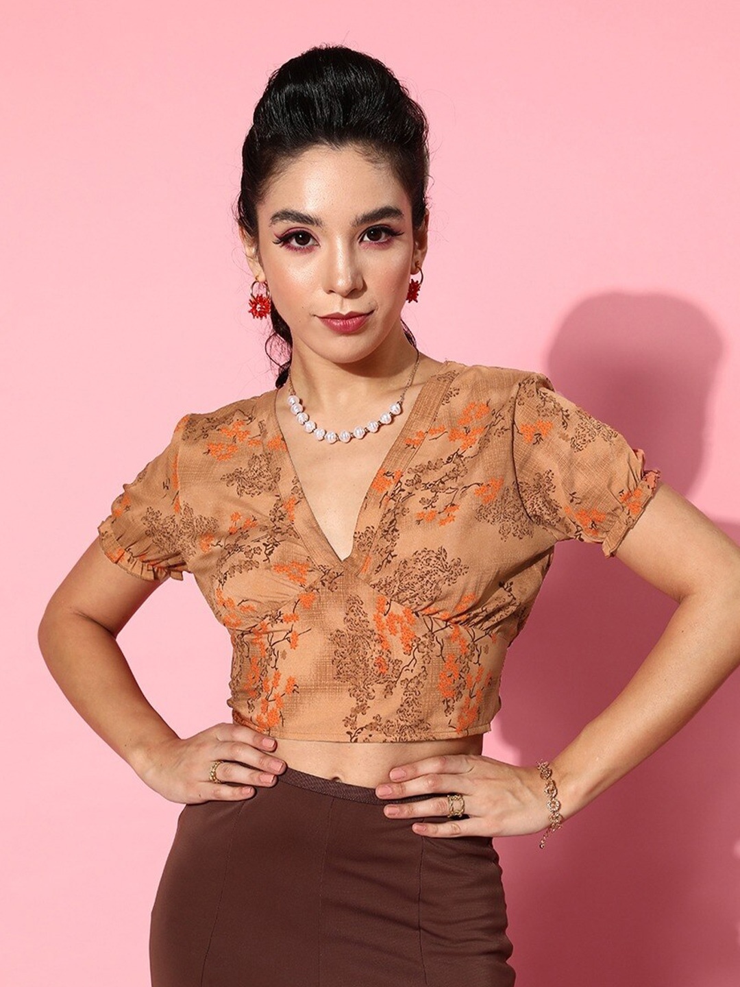 

BAESD Floral Printed V-Neck Puff Sleeves Waisr Tie-Up Crepe Crop Top, Brown