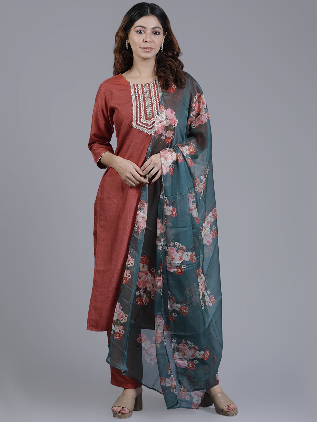 

V TRADITION Yoke Design Gotta Patti Pure Cotton Kurta with Trousers & Dupatta, Rust