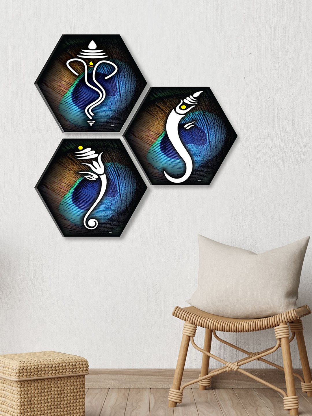 

SAF Black & Blue 3 Pieces Lord Ganesha Printed UV Coating Wall Art