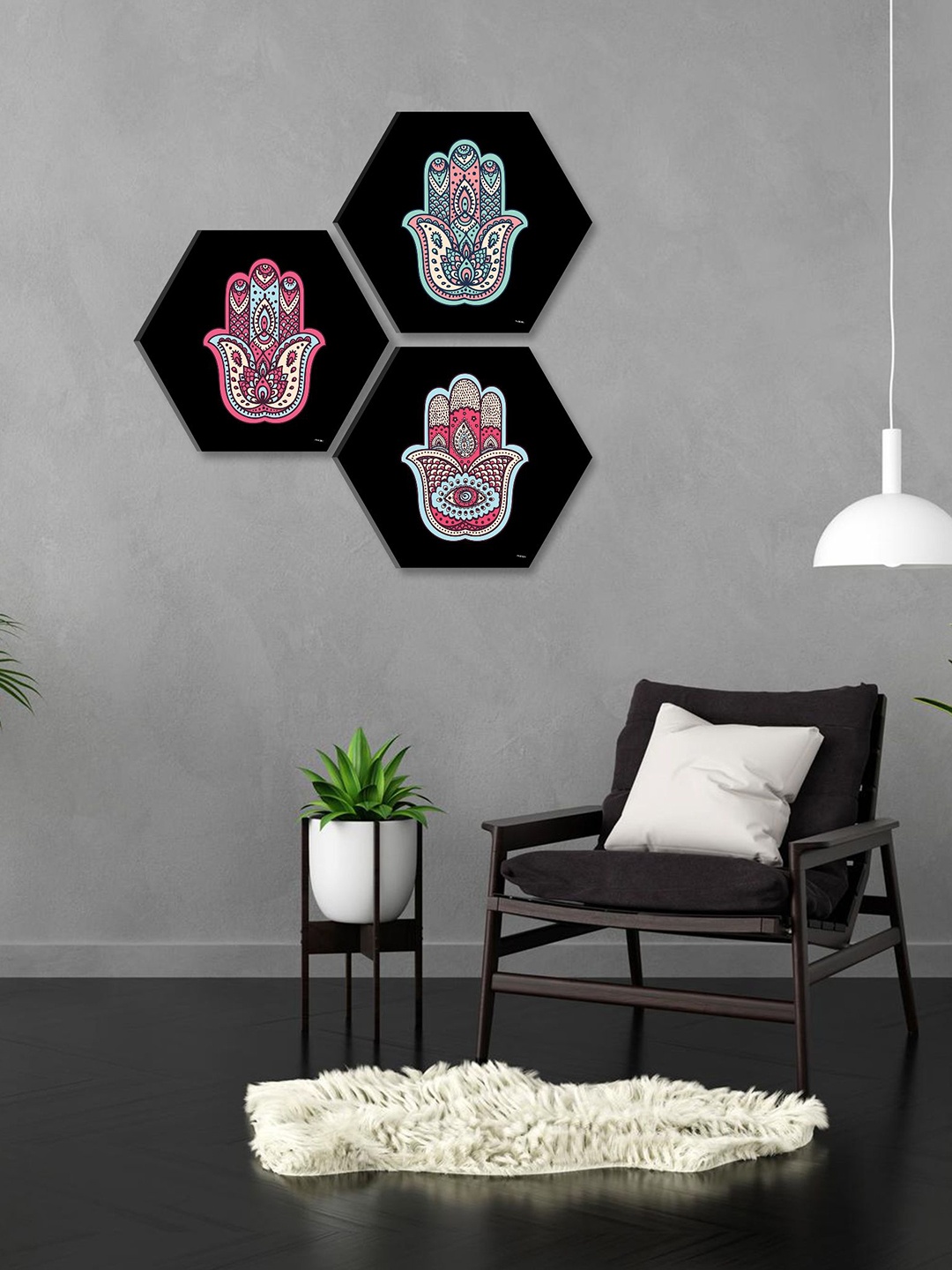 

SAF Black & Pink 3 Pieces Traditional Art Hexagon-Shaped Wall Art