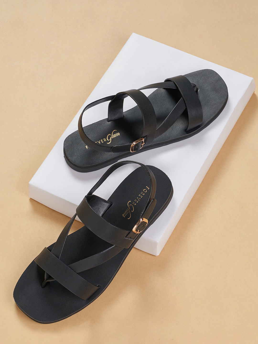 

Forever Glam by Pantaloons Women Black Open Toe Flats