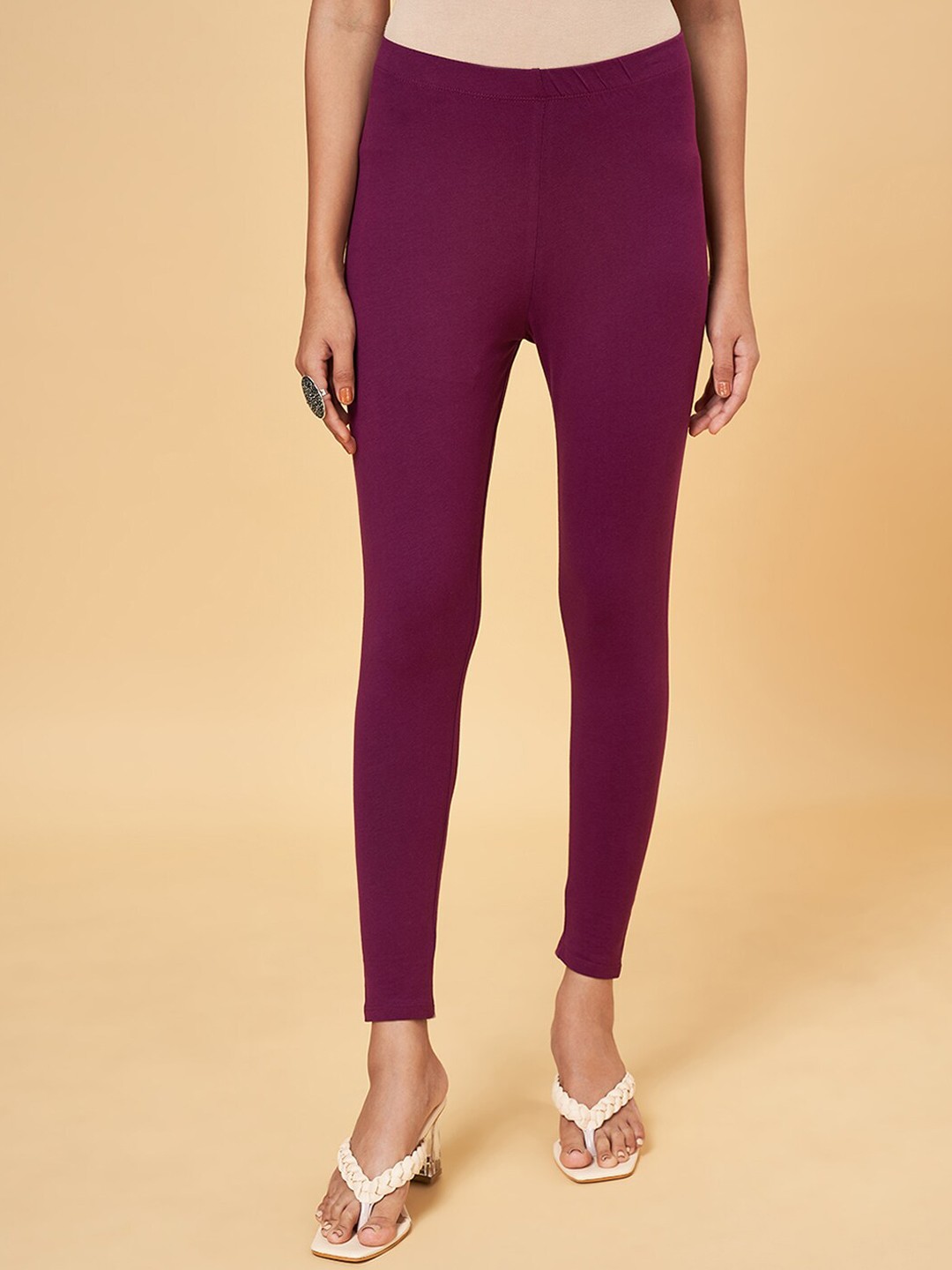 

RANGMANCH BY PANTALOONS Women Ankle-Length Leggings, Burgundy
