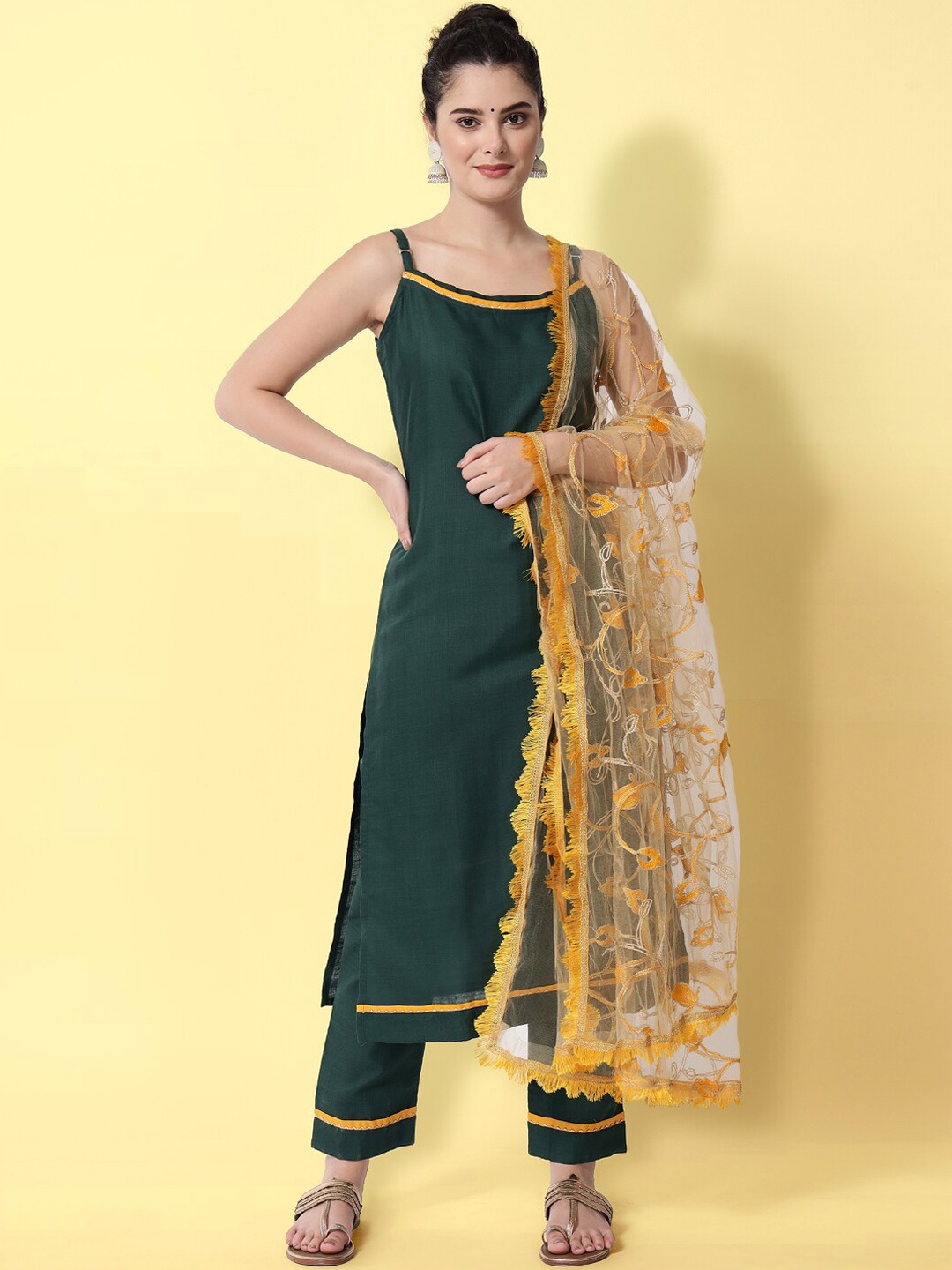 

KALINI Regular Gotta Patti Kurta With Trousers & Dupatta, Green