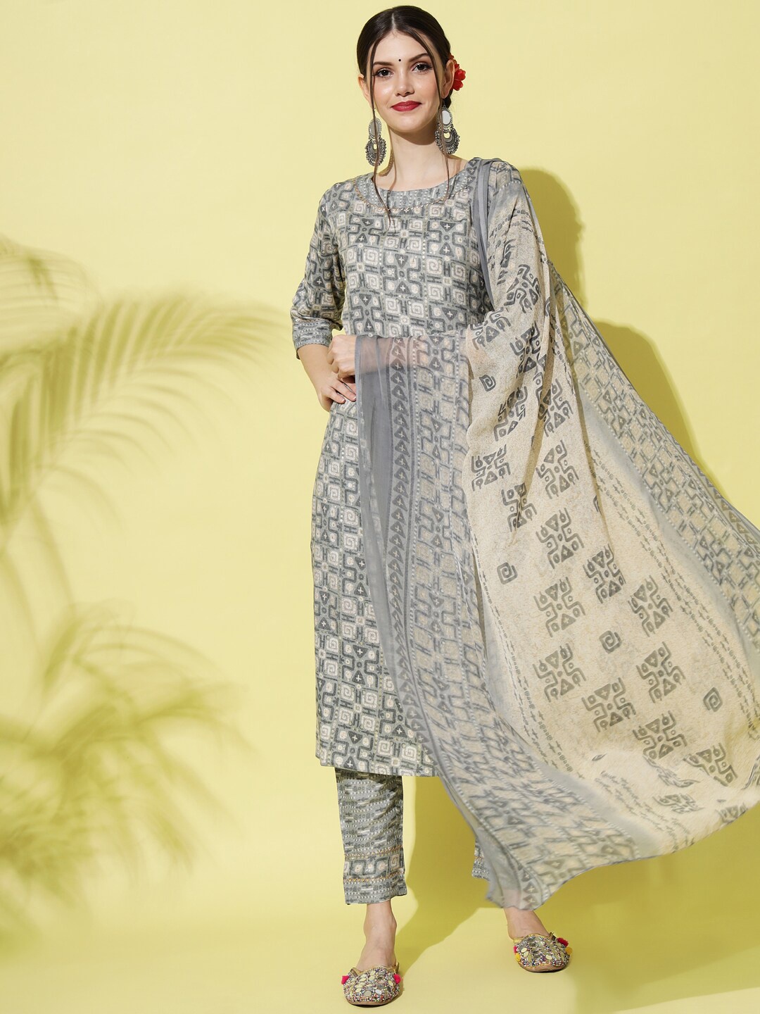 

KALINI Geometric Printed Regular Gotta Patti Kurta With Trousers & Dupatta, Grey